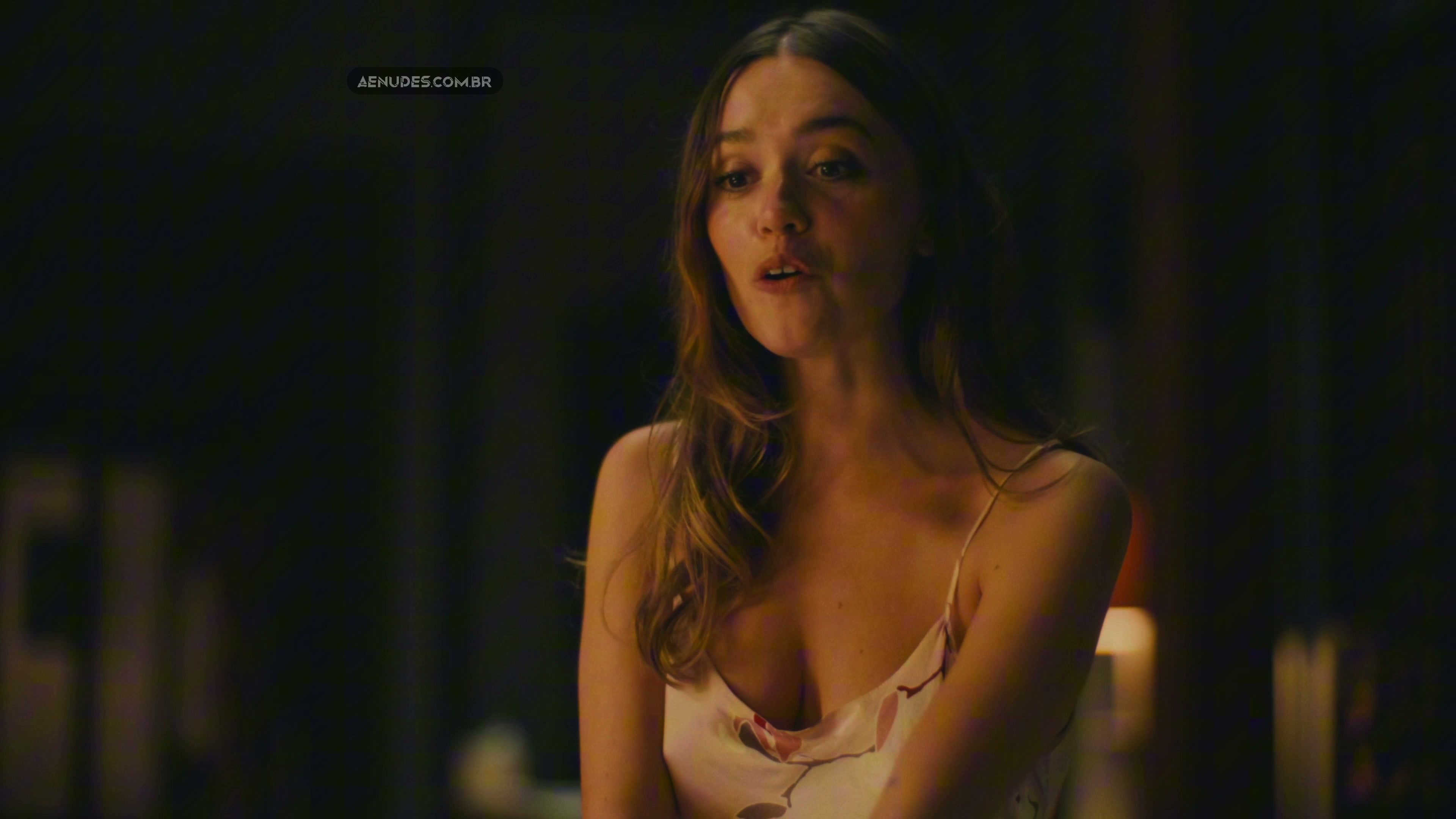Aimee Lou Wood nua pelada cena de sexo em The White Lotus