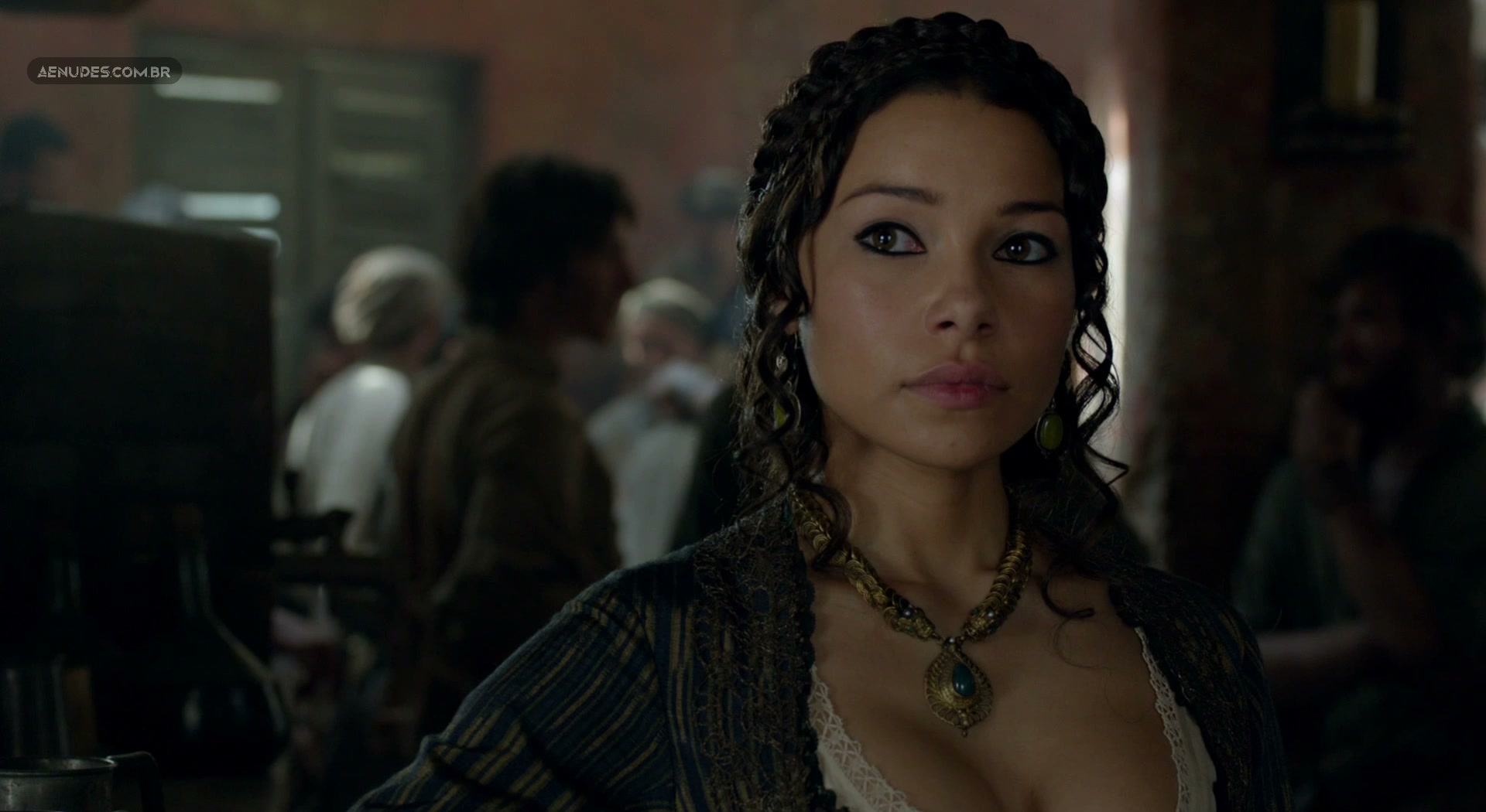 Jessica Parker Kennedy, Hannah New nuas peladas cena de sexo em Black Sails