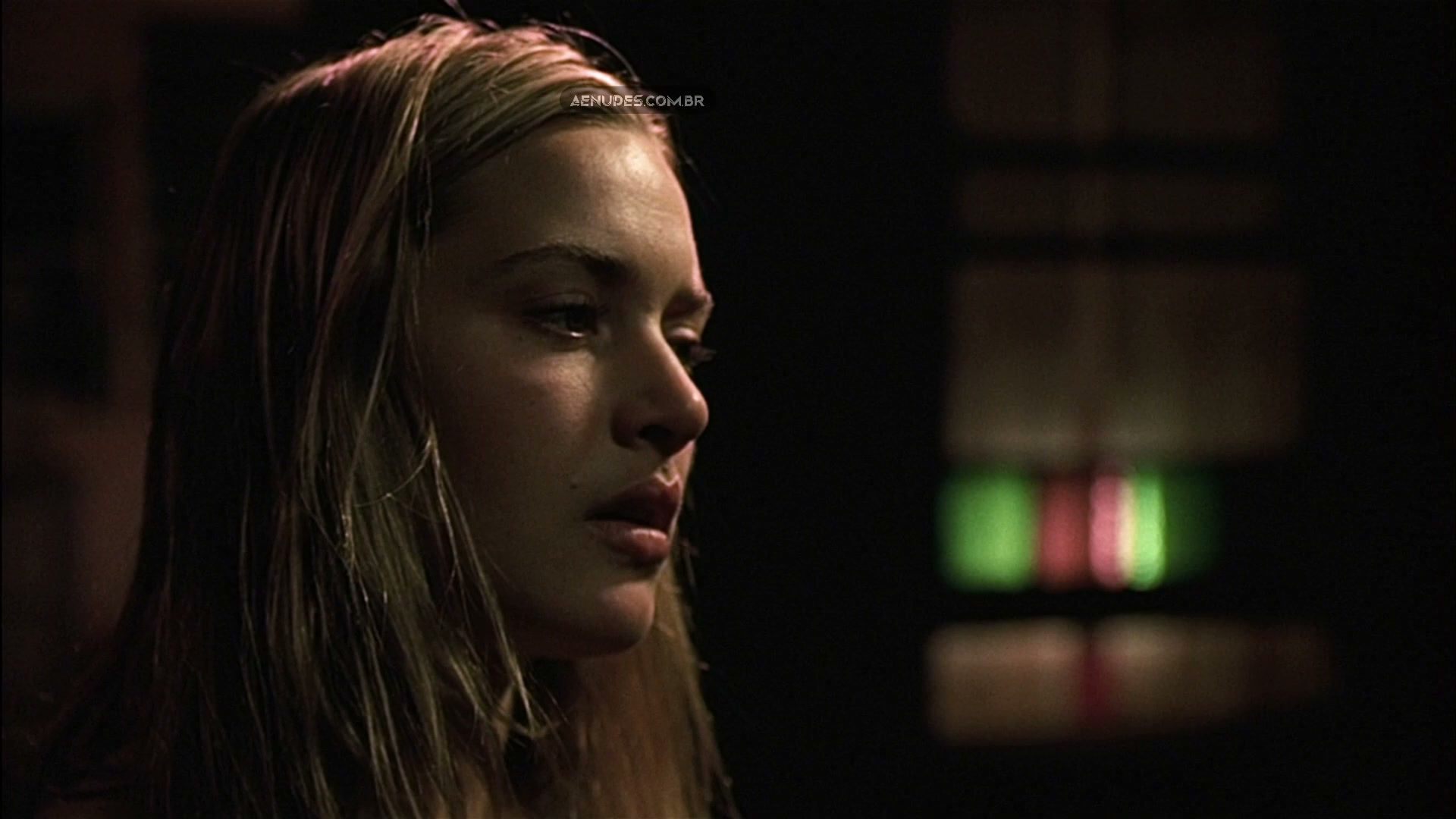Kate Winslet nua pelada cena de sexo em Holy Smoke
