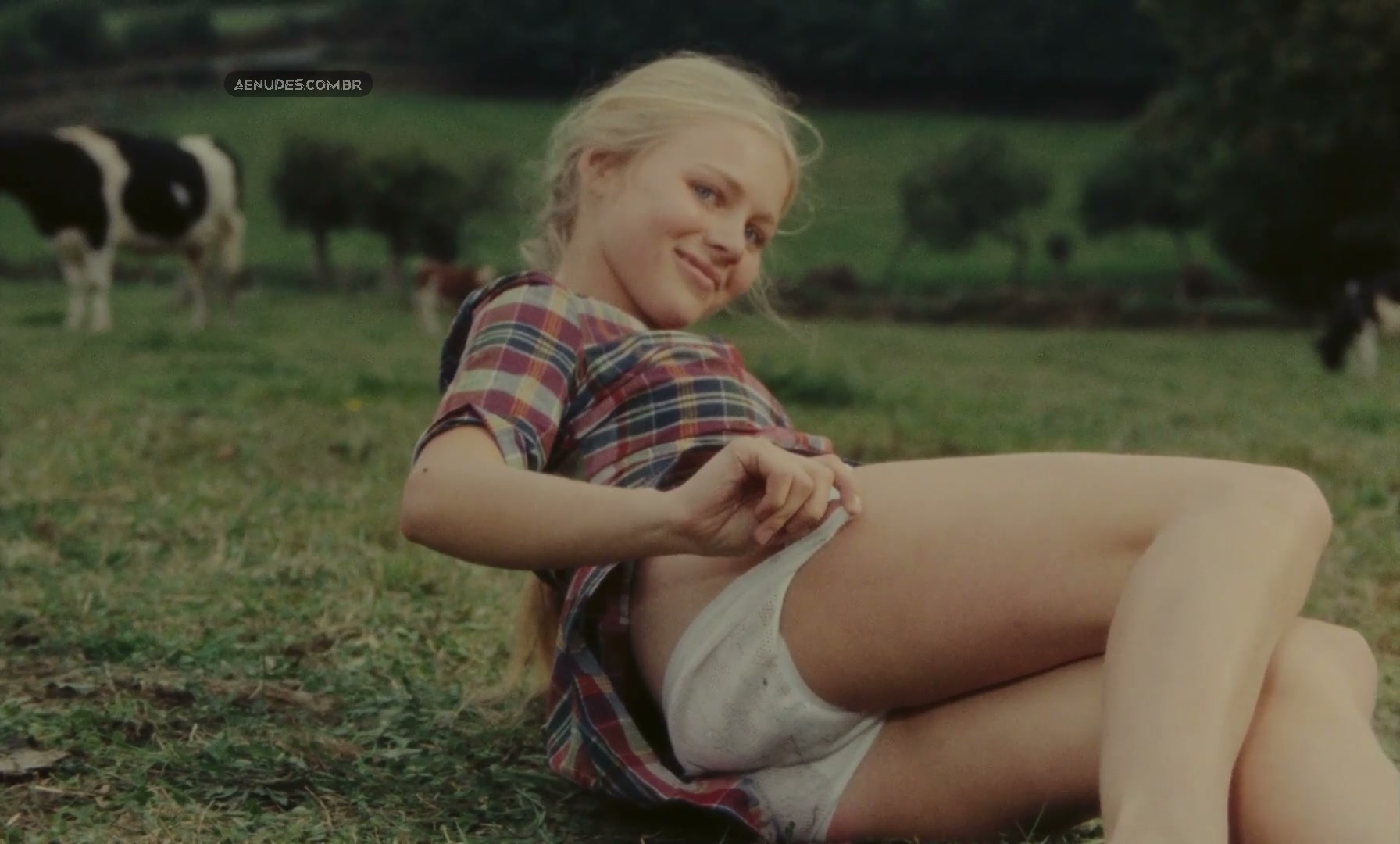 Catherine Wagener Jeanne Goupil nua pelada cena de sexo em Nao Nos Livre Do Mal (Don't Deliver Us From Evil)