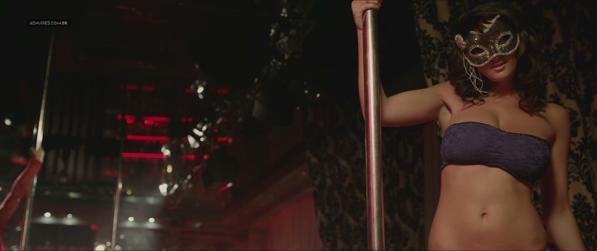 Joey Fisher nua pelada cena de sexo em Anarchy Parlor