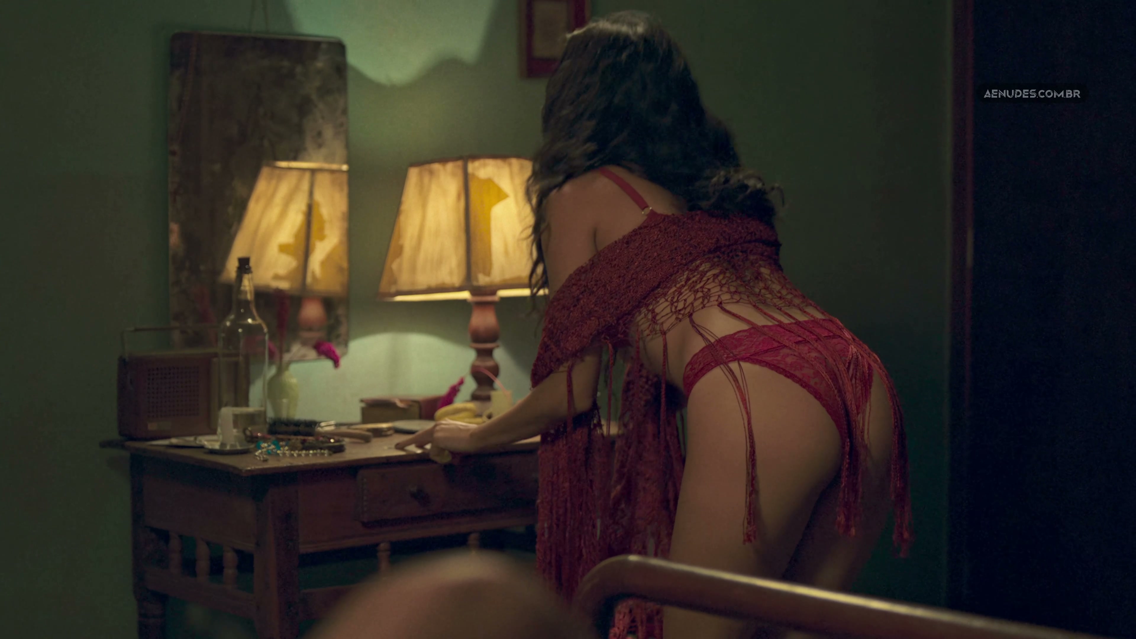 Talita Younan nua pelada cena de sexo em As Aventuras De Jose E Durval