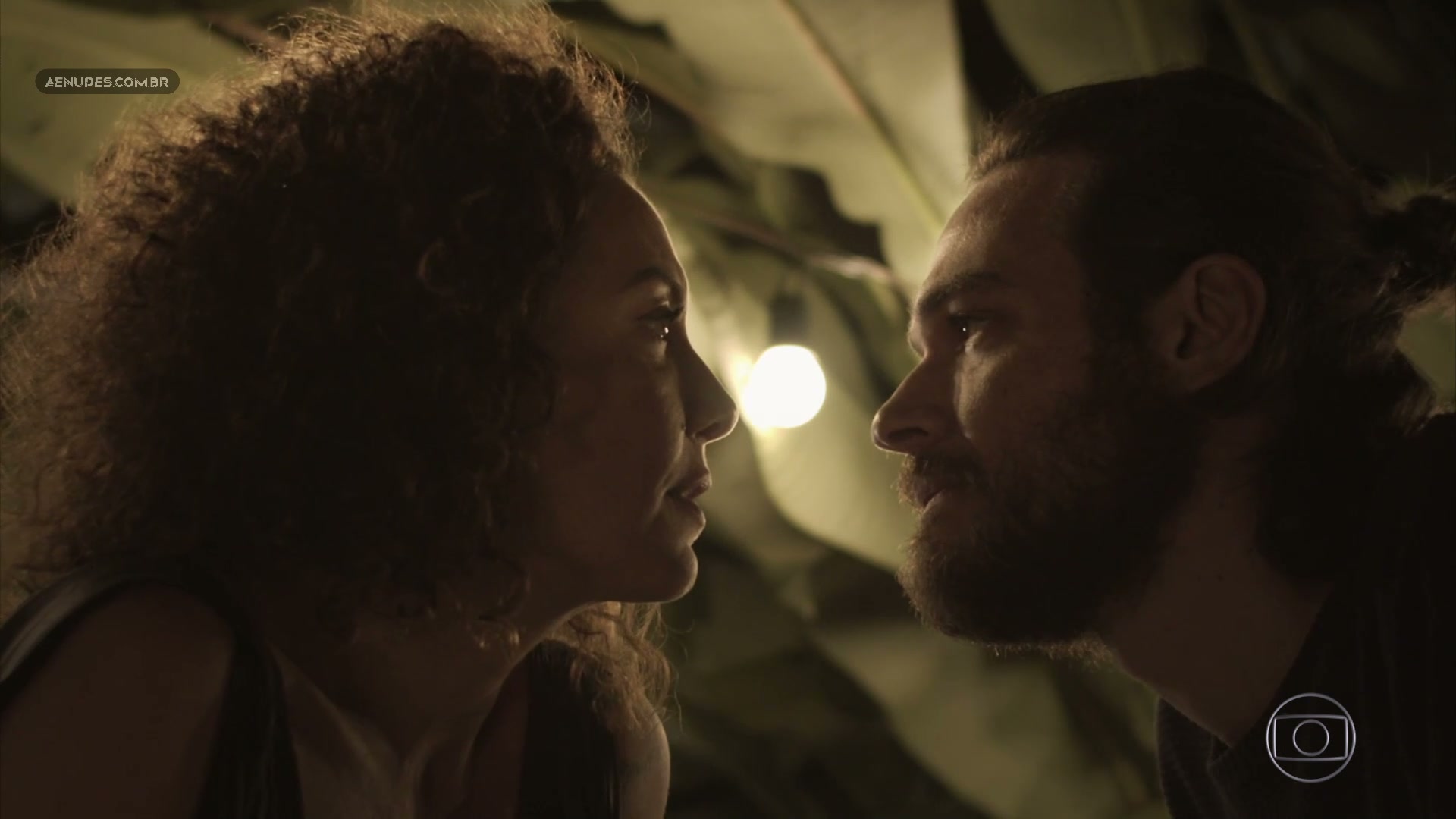 Fabiula Nascimento nua pelada cena de sexo em Amor e Sorte