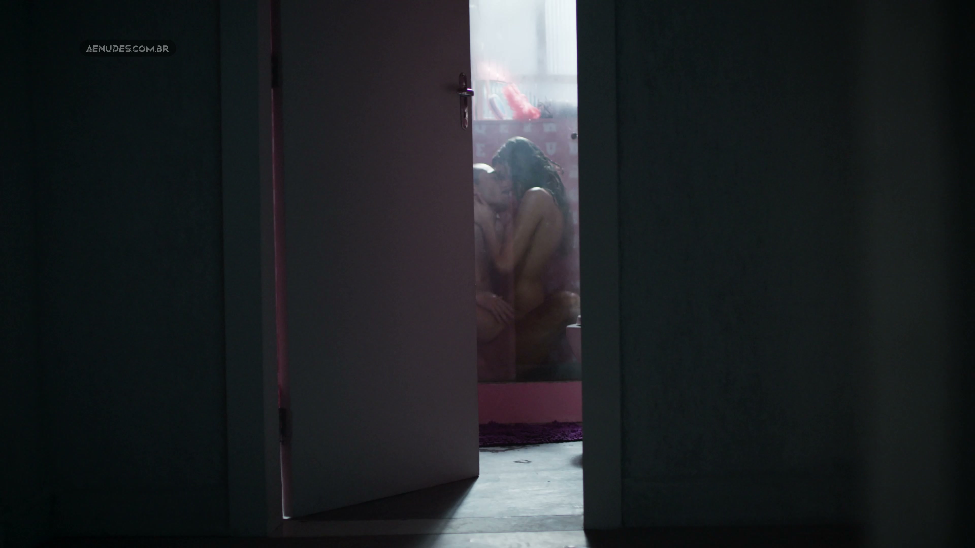 Julia Byrro nua pelada cena de sexo em Verdades Secretas 2