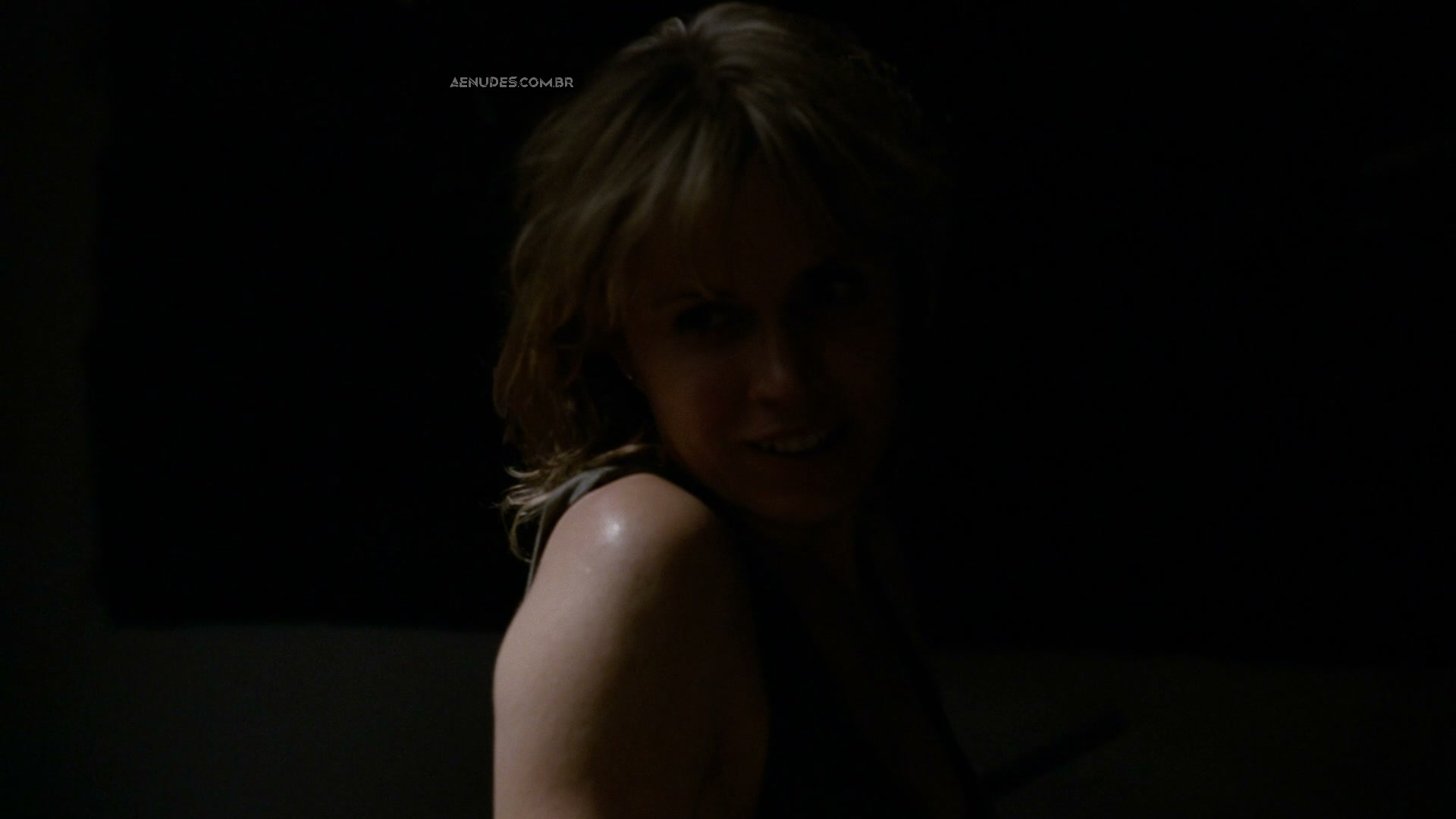 Kim Dickens nua pelada cena de sexo em Treme