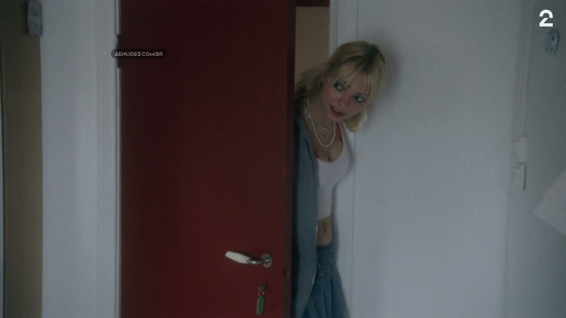 Lea Myren nua pelada cena de sexo em Kids in Crime