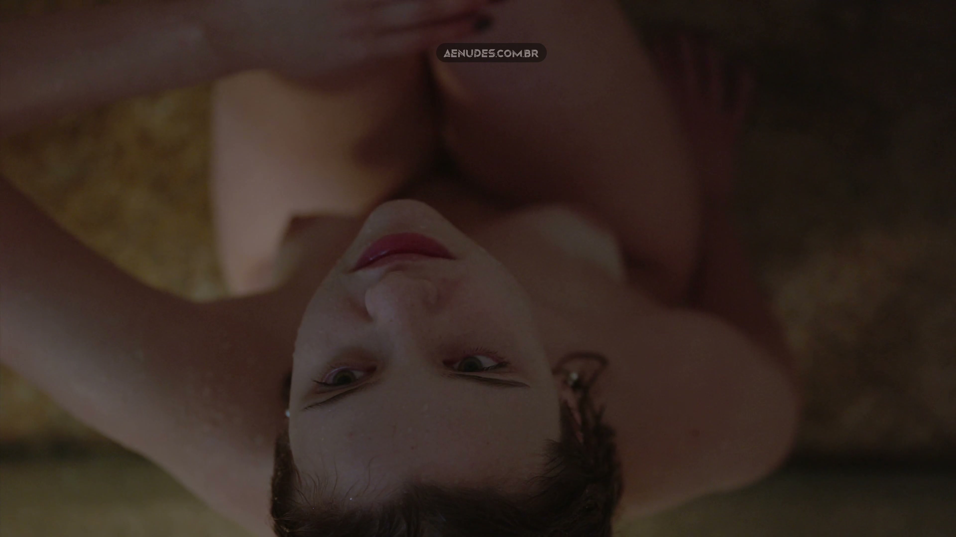 Manu Morelli nua pelada cena de sexo em Onde Esta Meu Coracao