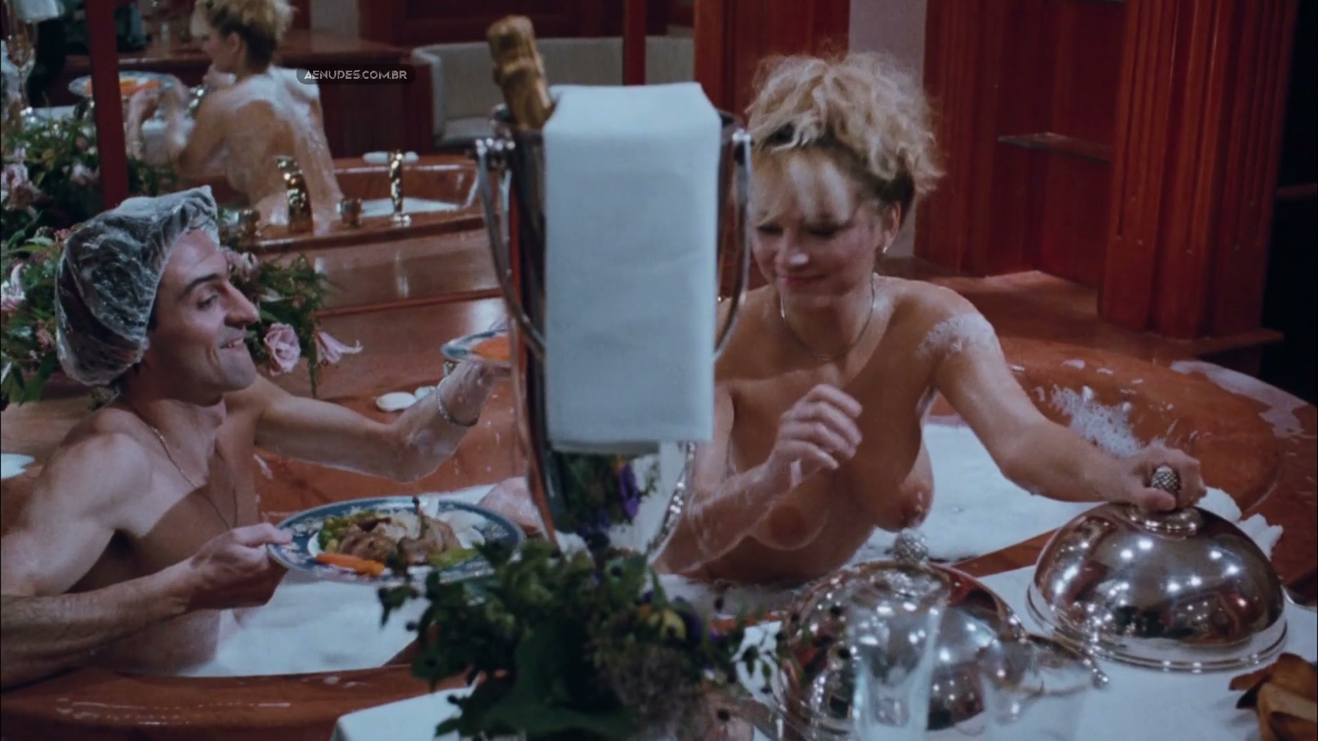 Tatjana Simic nua pelada cena de sexo em Flodders In America