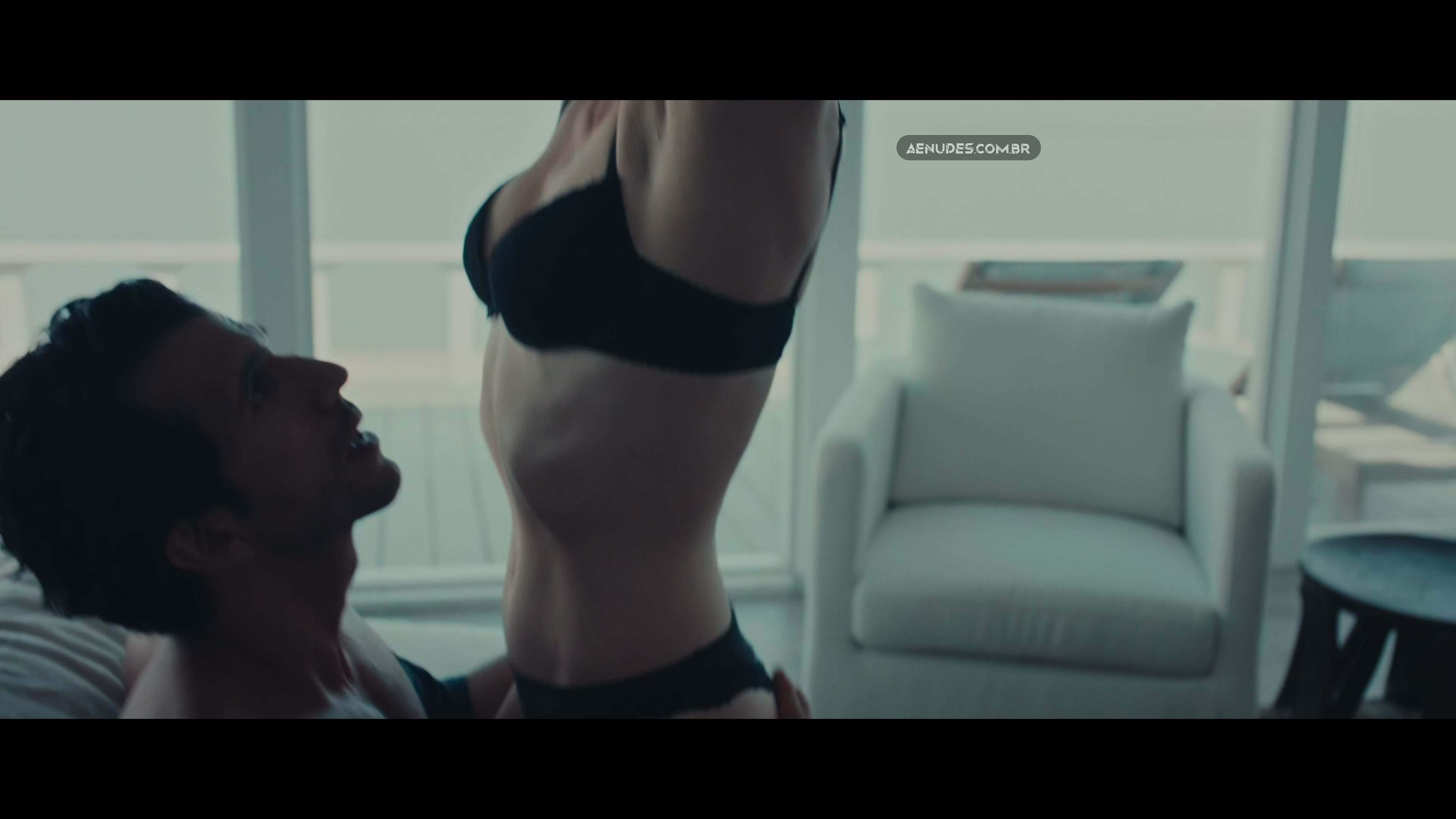 Jessica Biel nua pelada cena de sexo em The Better Sister