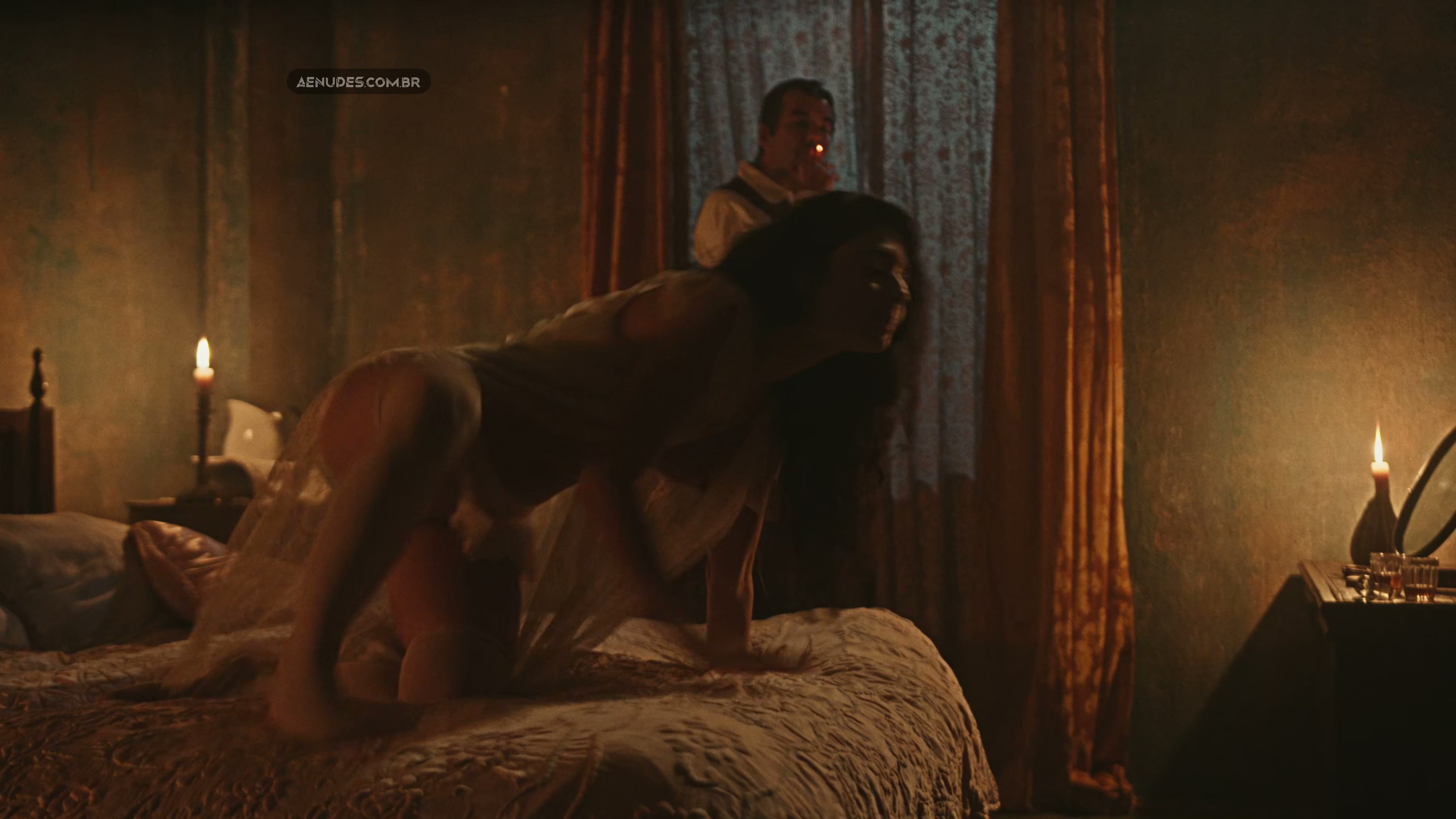 Laize Camara nua pelada cena de sexo em Guerreiros Do Sol
