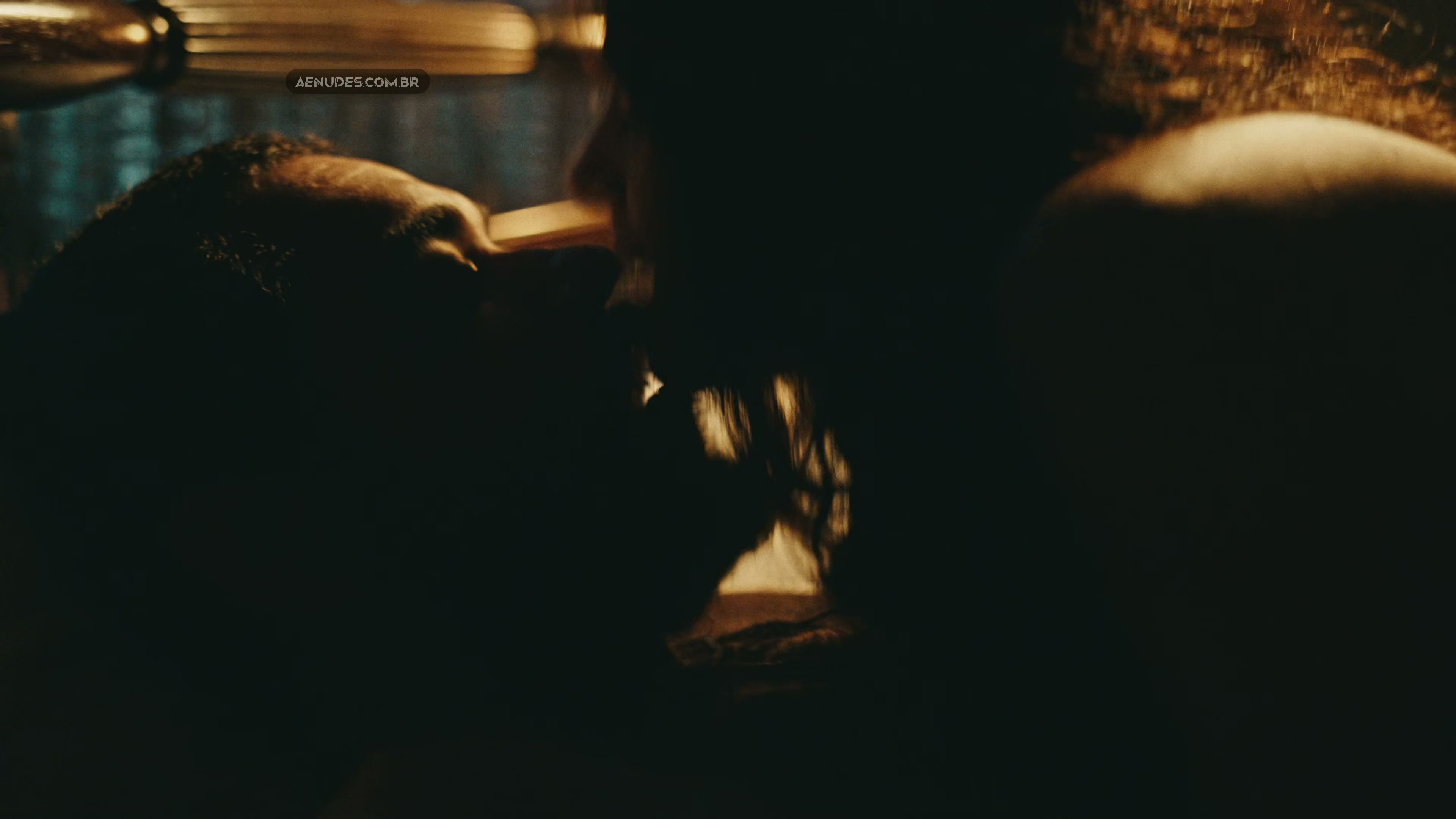 Larissa Bocchino nua pelada cena de sexo em Guerreiros Do Sol (Novela)