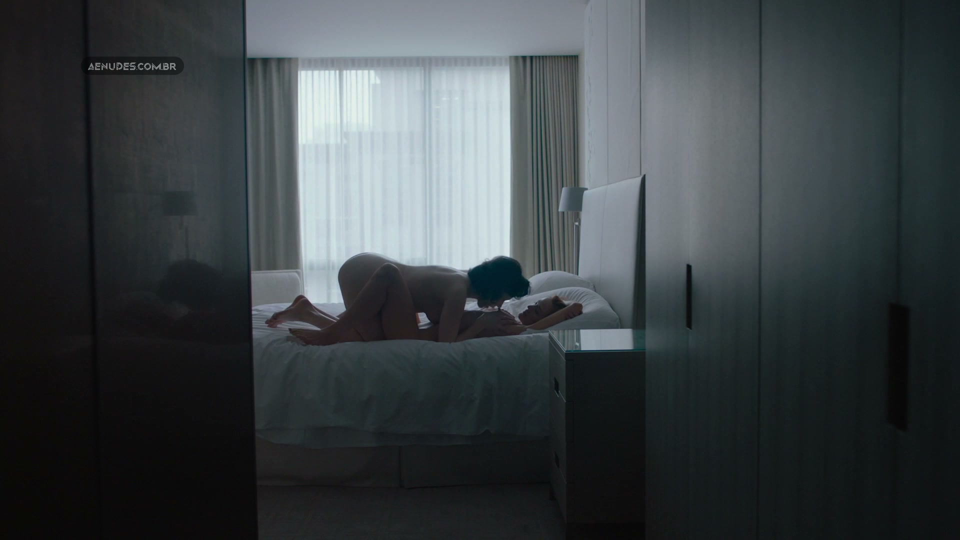 Louisa Krause Anna Friel nua pelada cena de sexo em The Girlfriend Experience