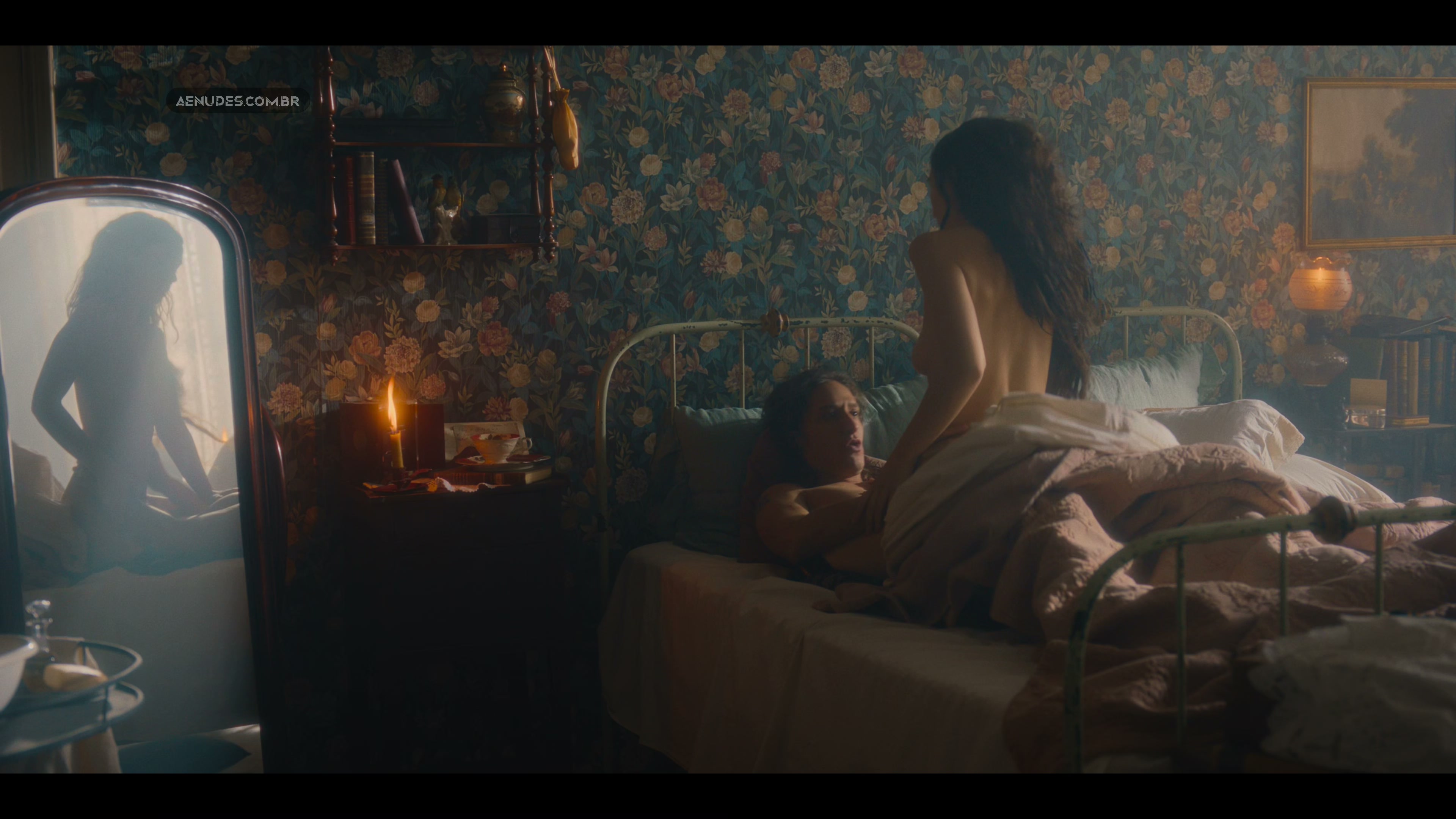 Matilda De Angelis nua pelada cena de sexo em The Law According to Lidia Poet