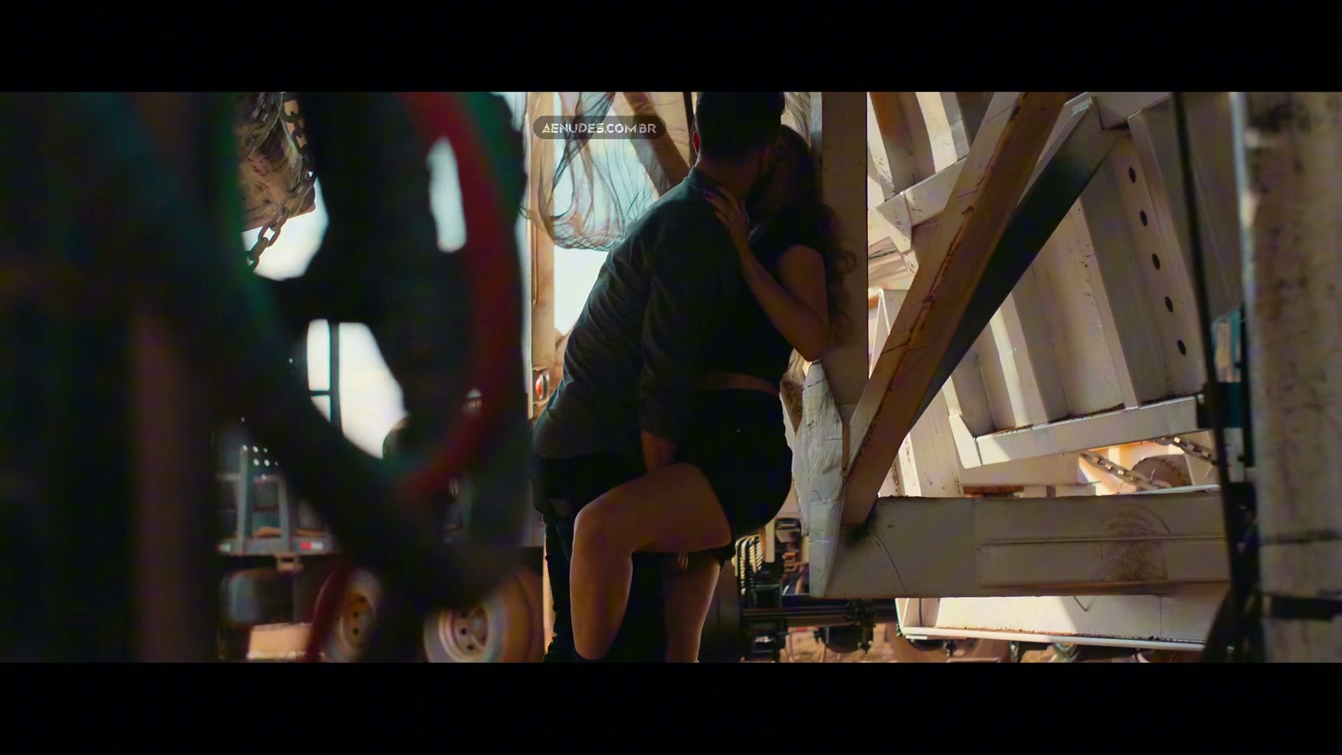 Stefani Mota nua pelada cena de sexo em Dna Do Crime S02