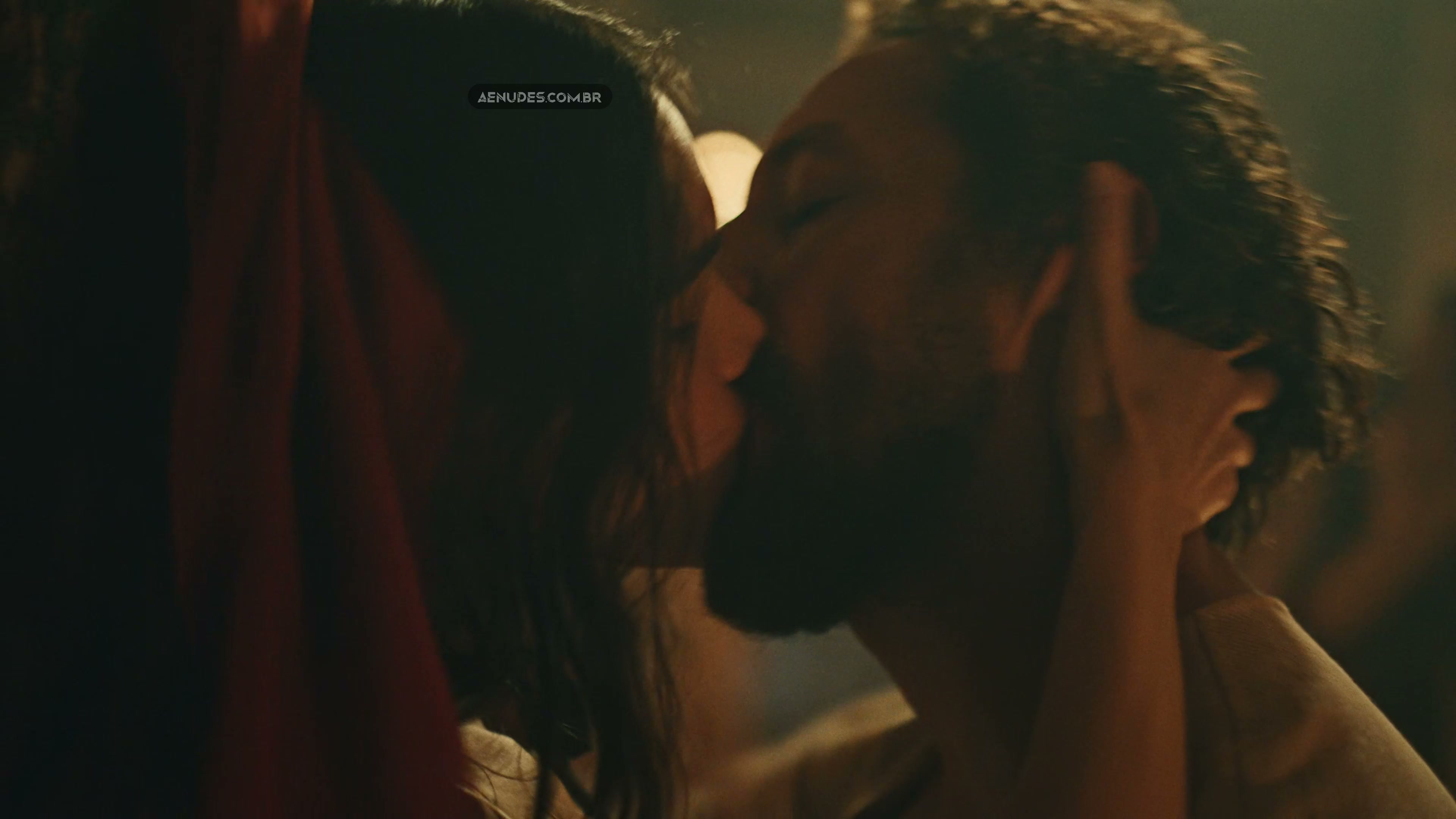 Carla Salle nua pelada cena de sexo em Guerreiros Do Sol (Novela)