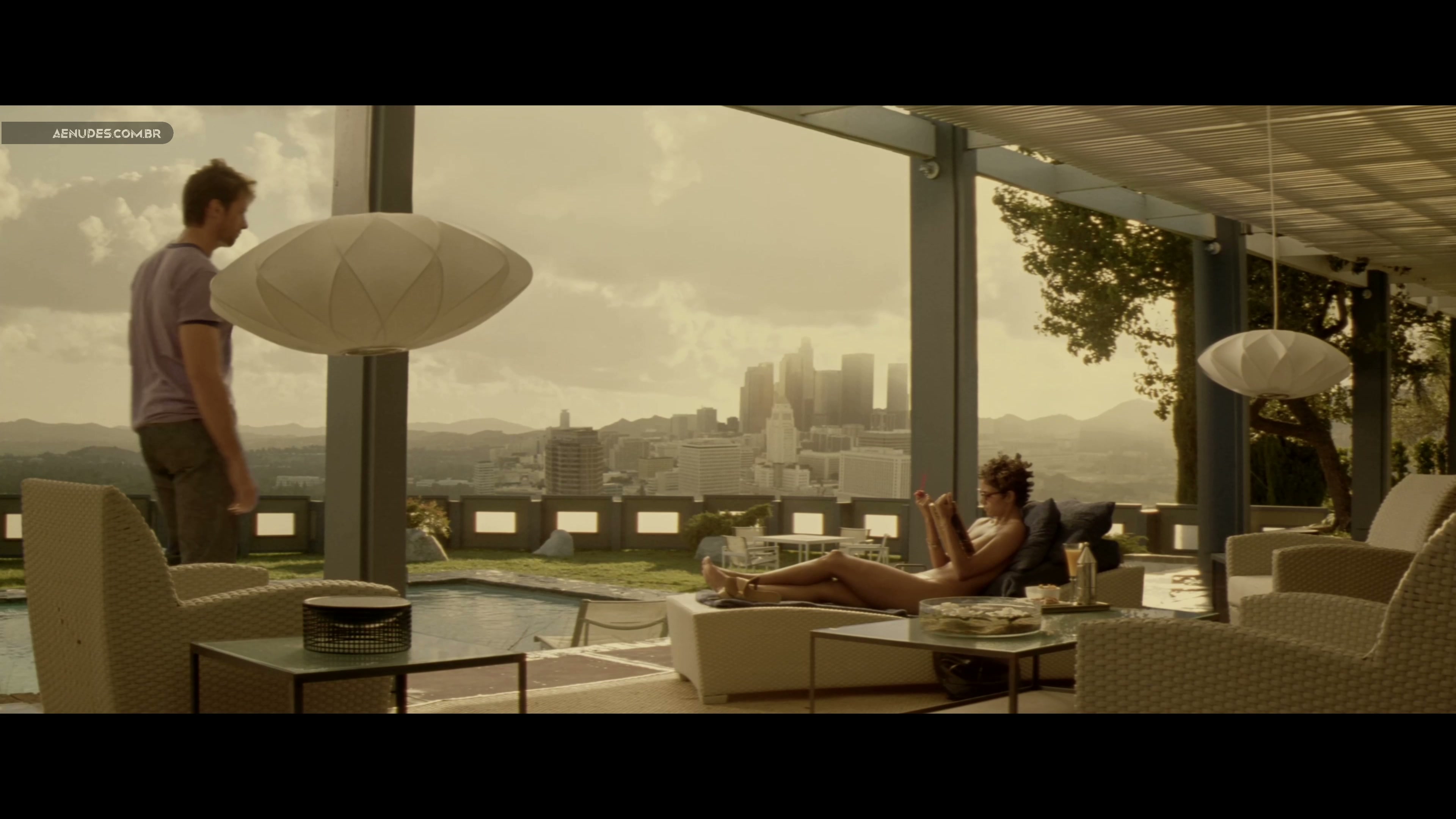 Halle Berry nua pelada cena de sexo em Swordfish