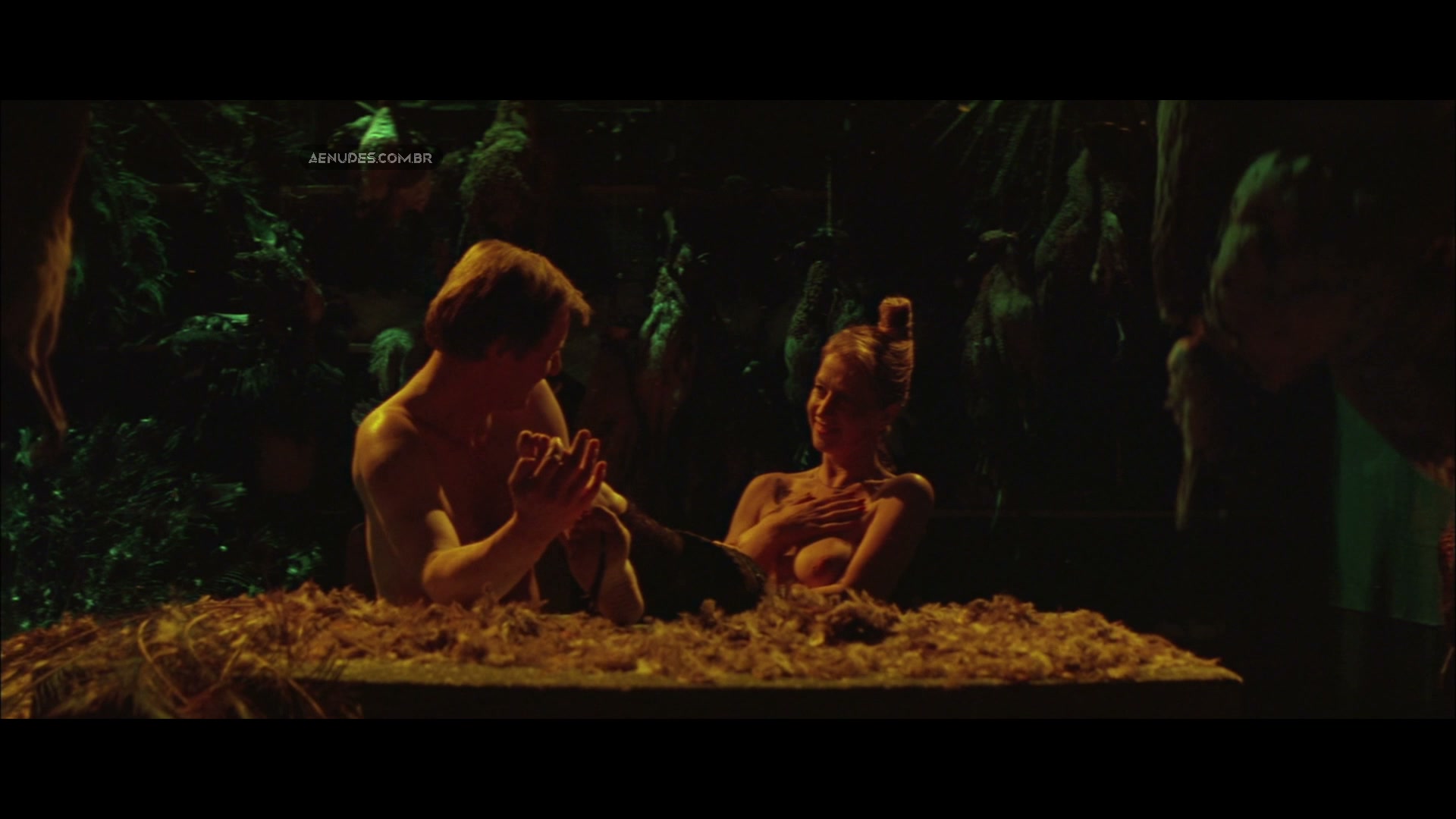 Helen Mirren nua pelada cena de sexo em The Cook the Thief His Wife and Her Lover