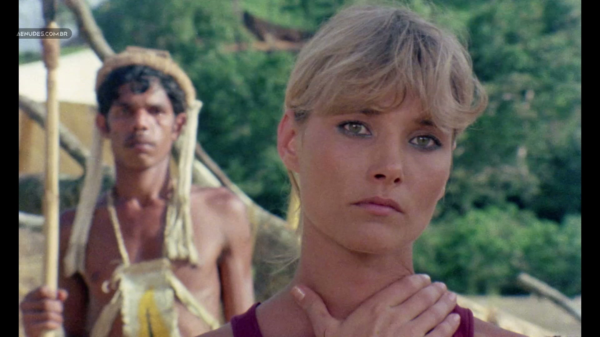 Janet Agren nua pelada cena de sexo em Devorado Vivo (Eaten Alive)