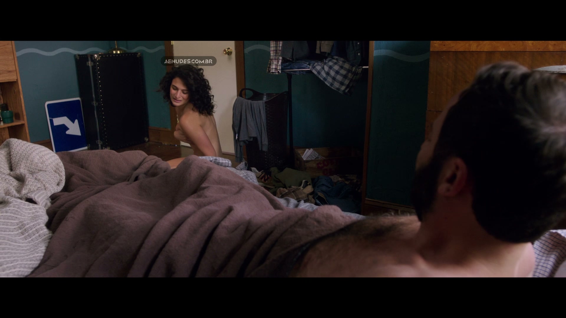 Jenny Slate nua pelada cena de sexo em My Blind Brother