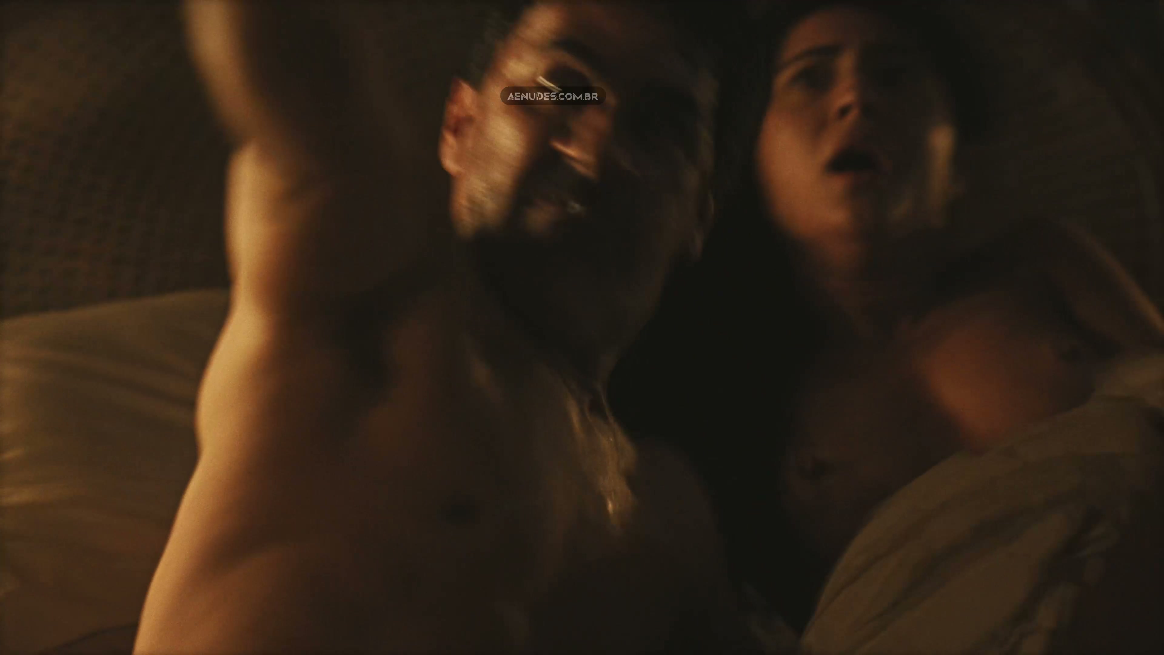 Laíze Câmara nua pelada cena de sexo em Guerreiros Do Sol (Novela)