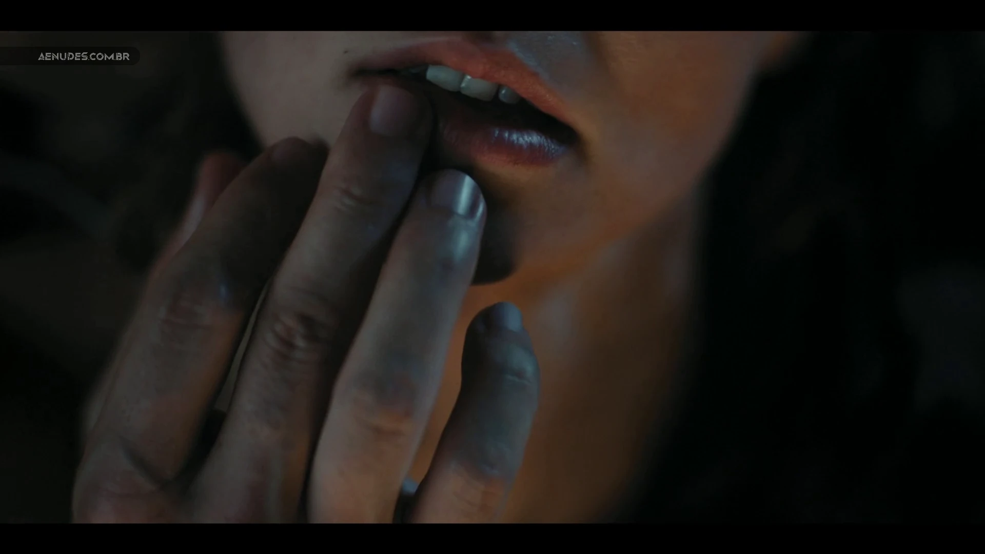 Svenja Jung nua pelada cena de sexo em Fall For Me