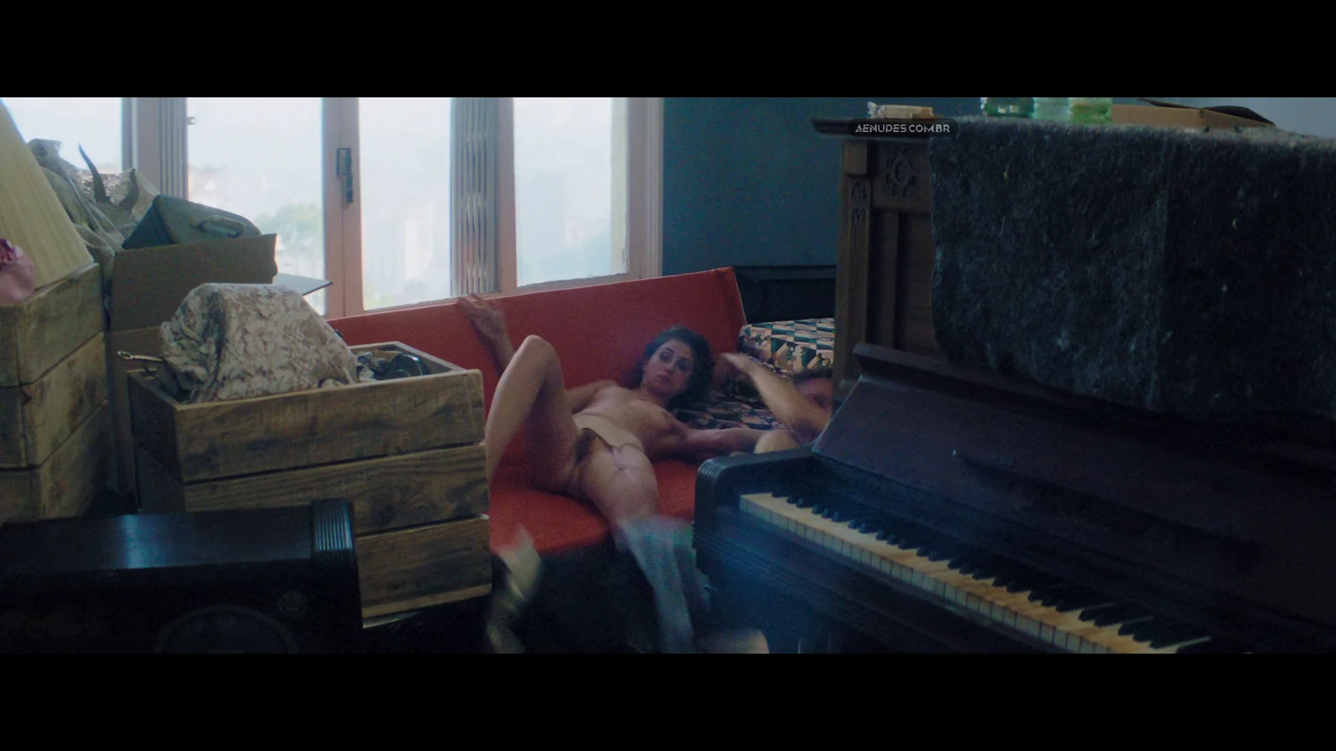 Carol Duarte nua pelada cena de sexo em A Vida Invisivel