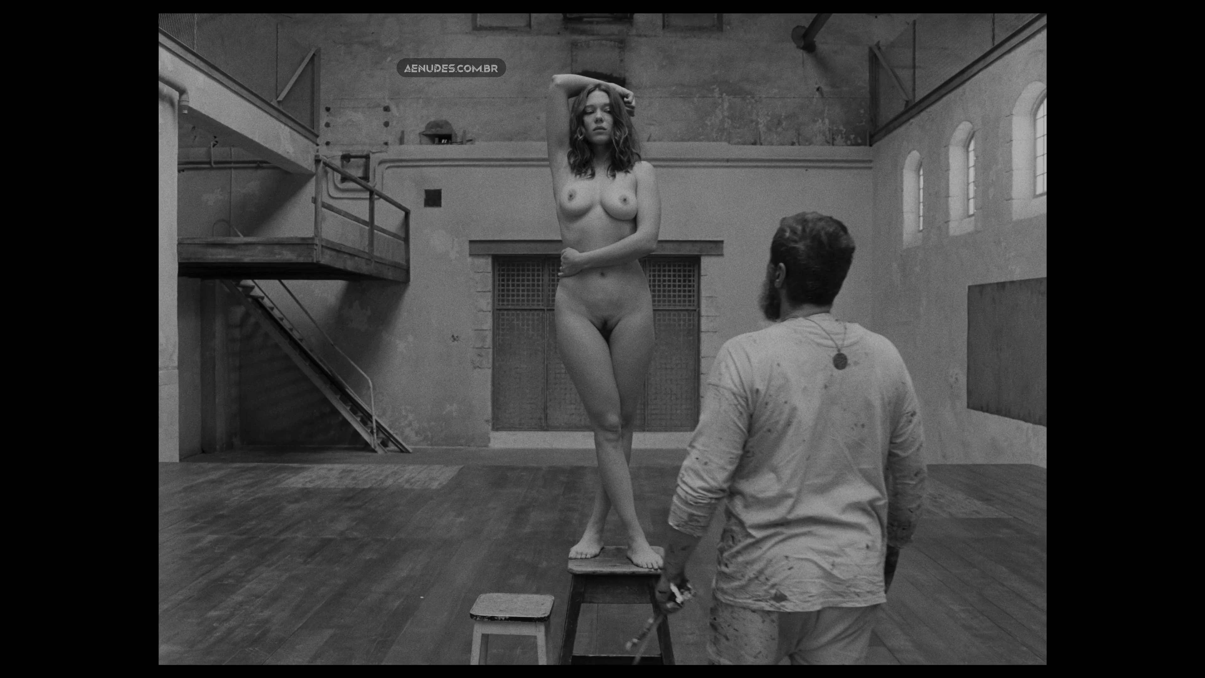 Lea Seydoux nua pelada cena de sexo em The French Dispatch