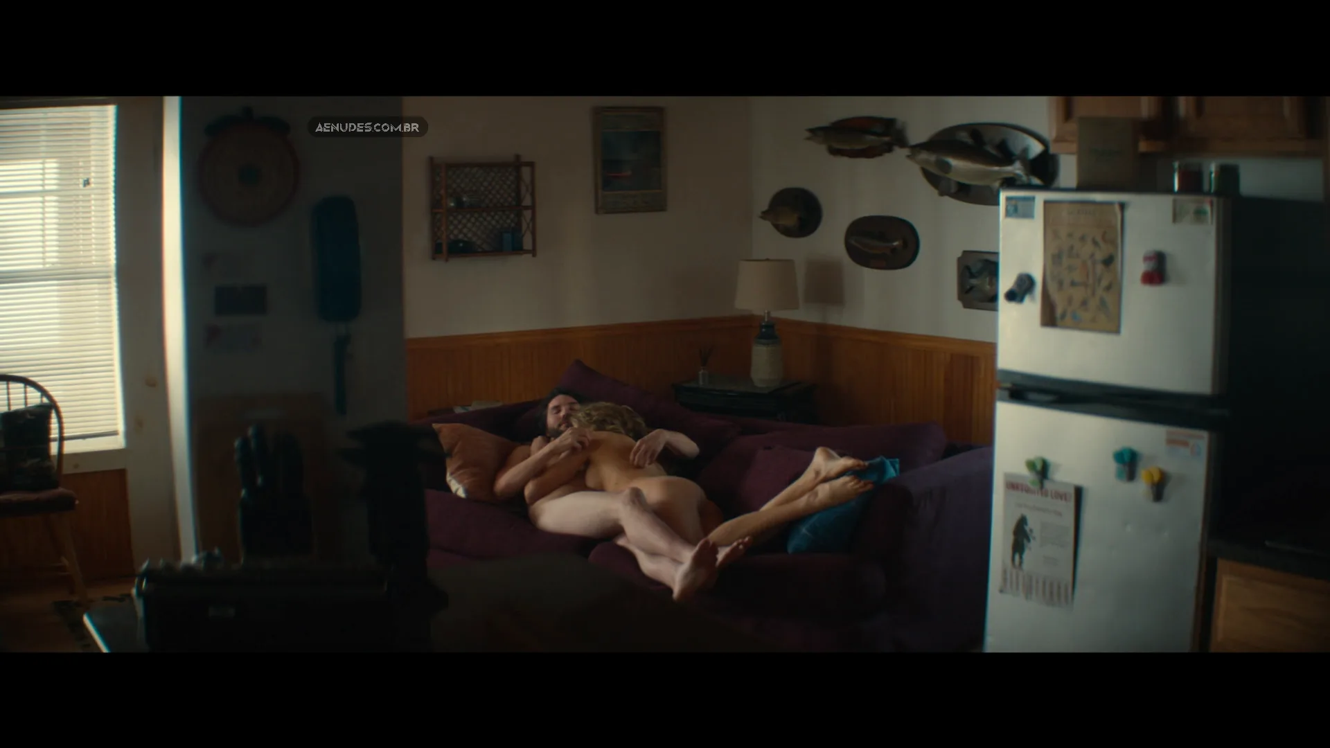 Shailene Woodley nua pelada cena de sexo em Three Women