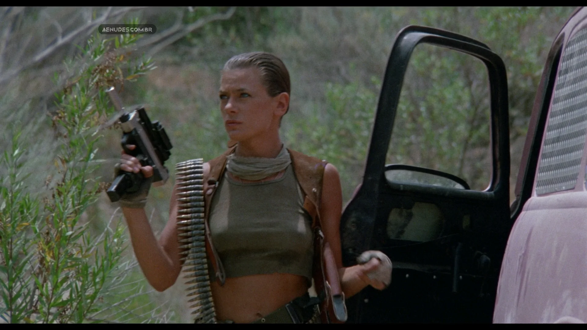 Cec Verrell nua pelada cena de sexo em Hell Comes To Frogtown