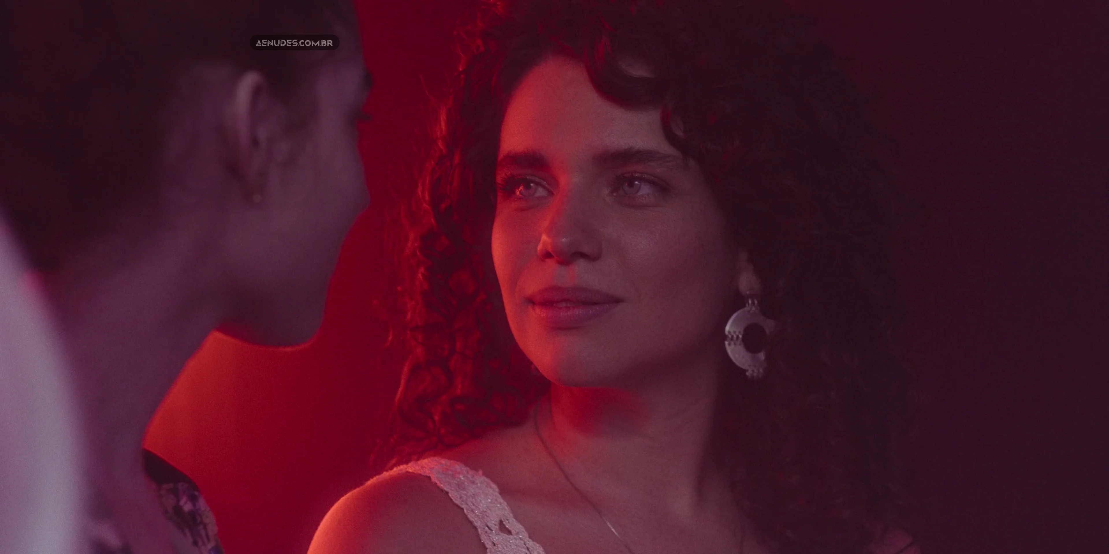 Duda Matte e Bruna Linzmeyer Beijo Quente