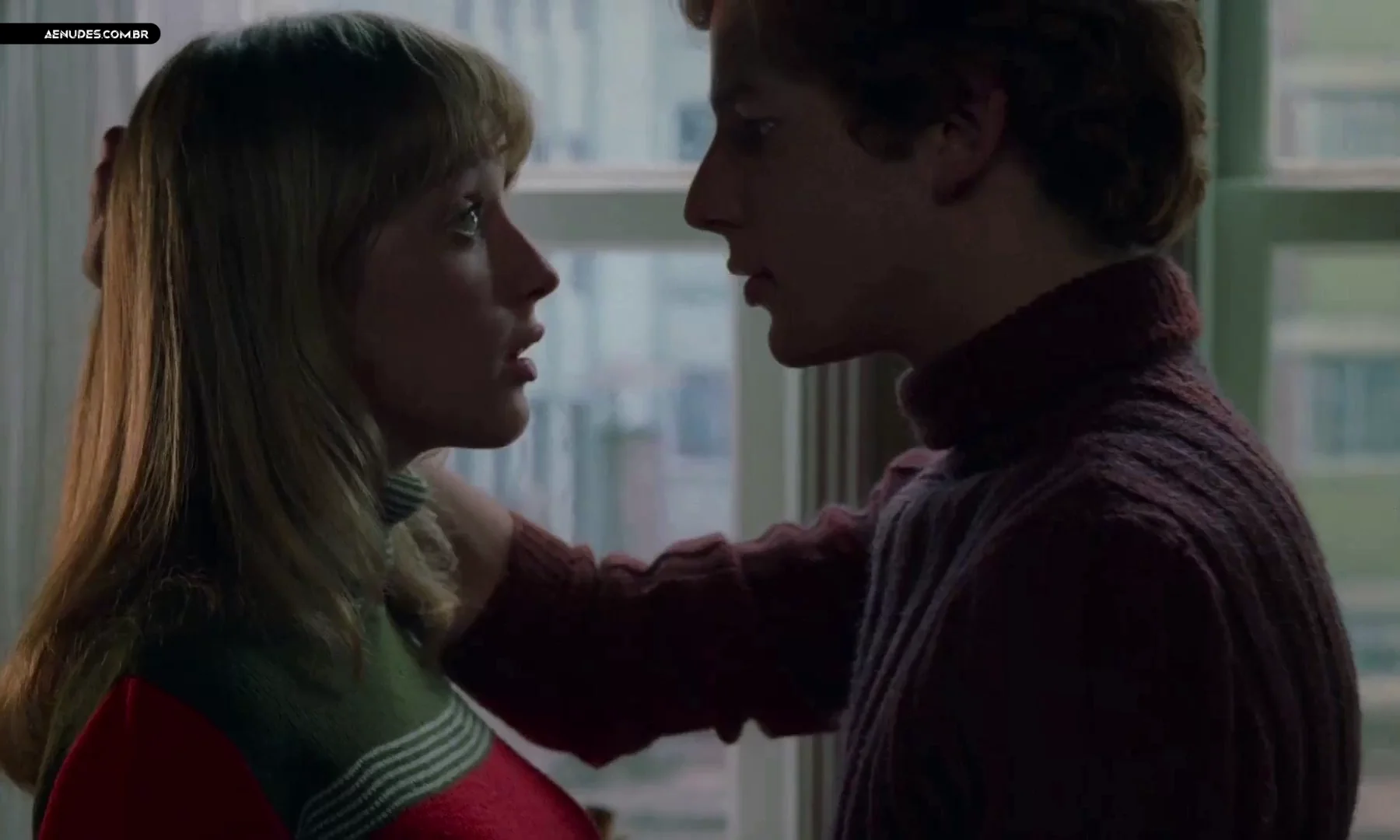 Ludivine Sagnier nua pelada cena de sexo em Water Drops On Burning Rocks