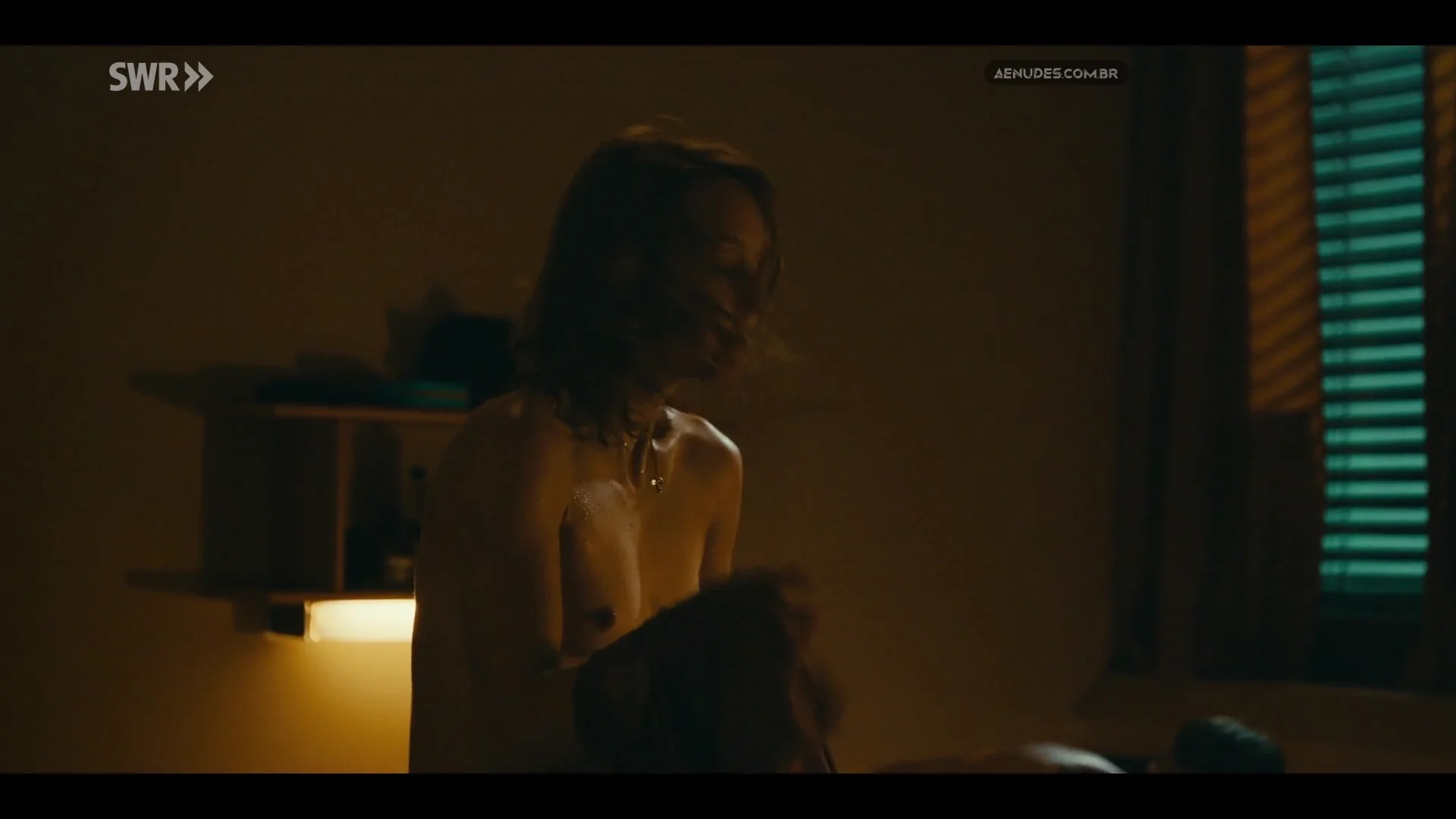 Magdalena Laubisch nua pelada cena de sexo em Die Nichte Des Polizisten