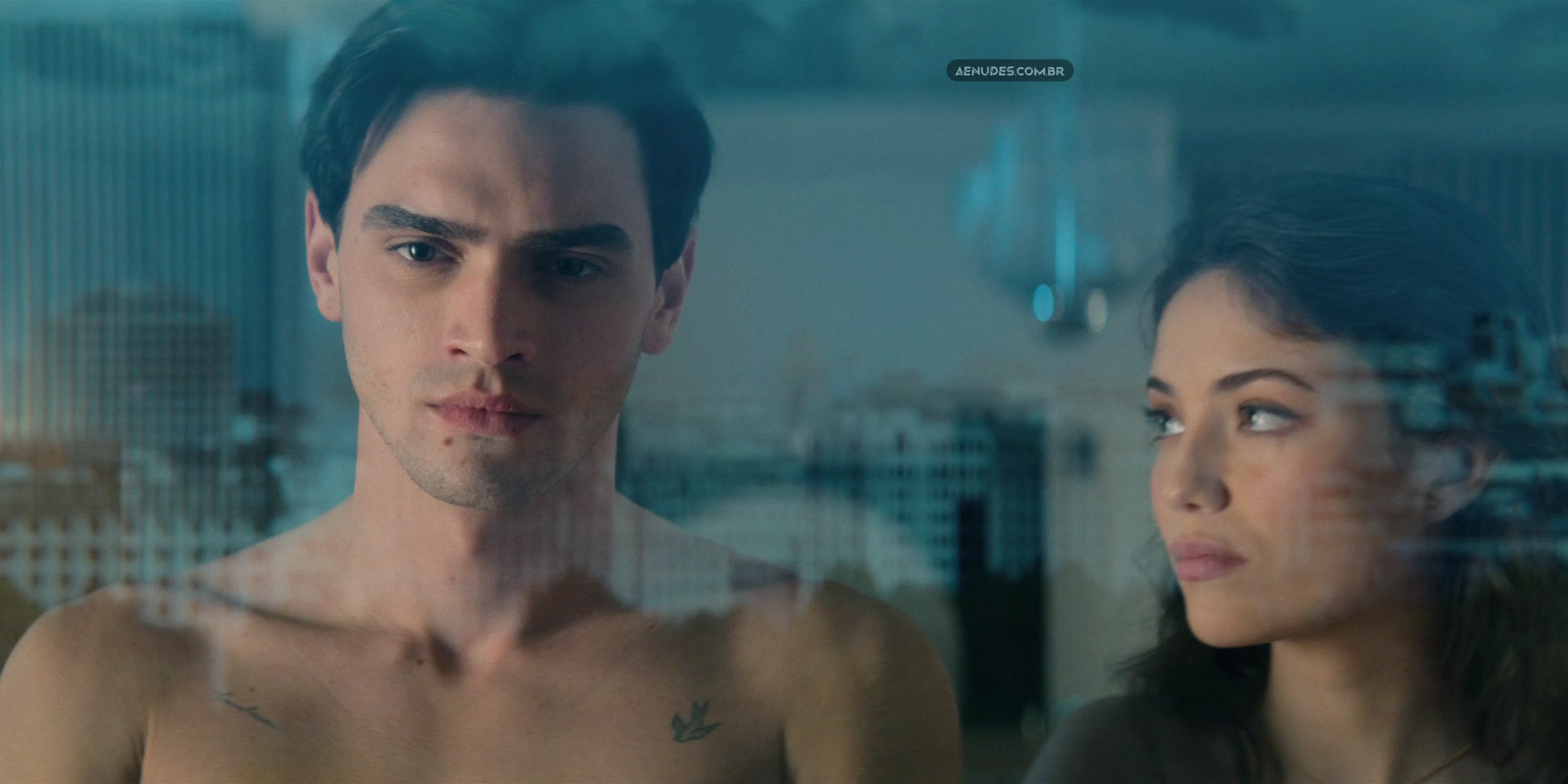 Nicole Wallace e Gabriela Andrada e Eva Ruiz nua pelada cena de sexo em Culpa nuestra