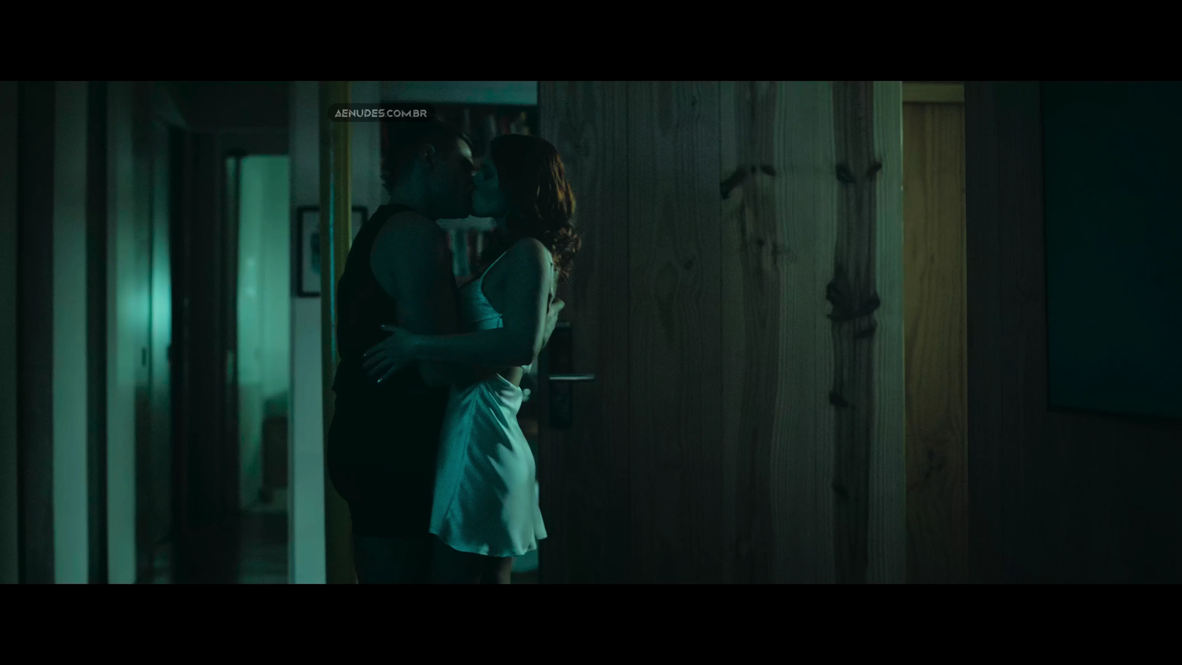 Pamela Tomé nua pelada cena de sexo em Desejos S.A