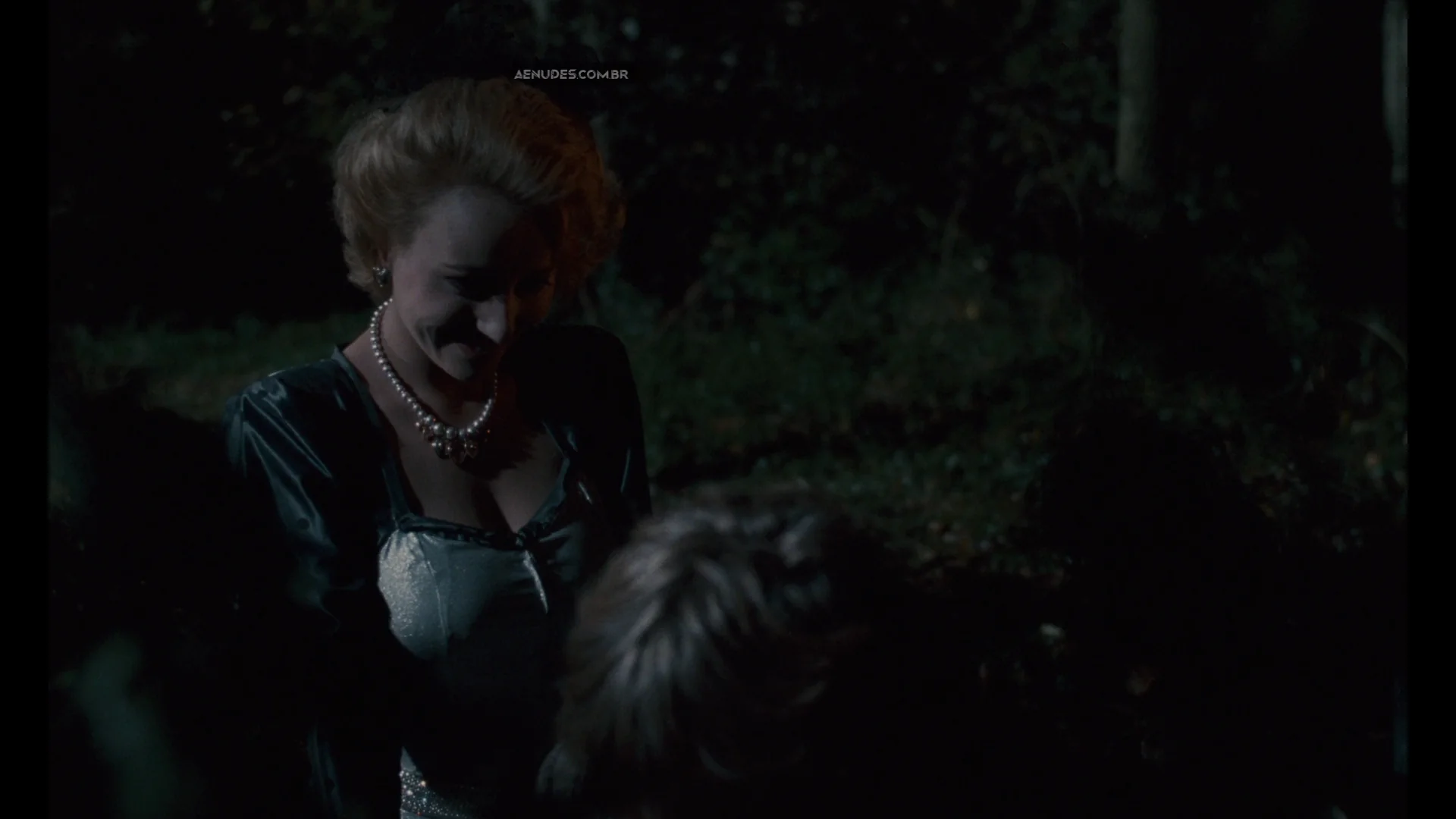 Pauline Lafont nua pelada cena de sexo em Cop Au Vin