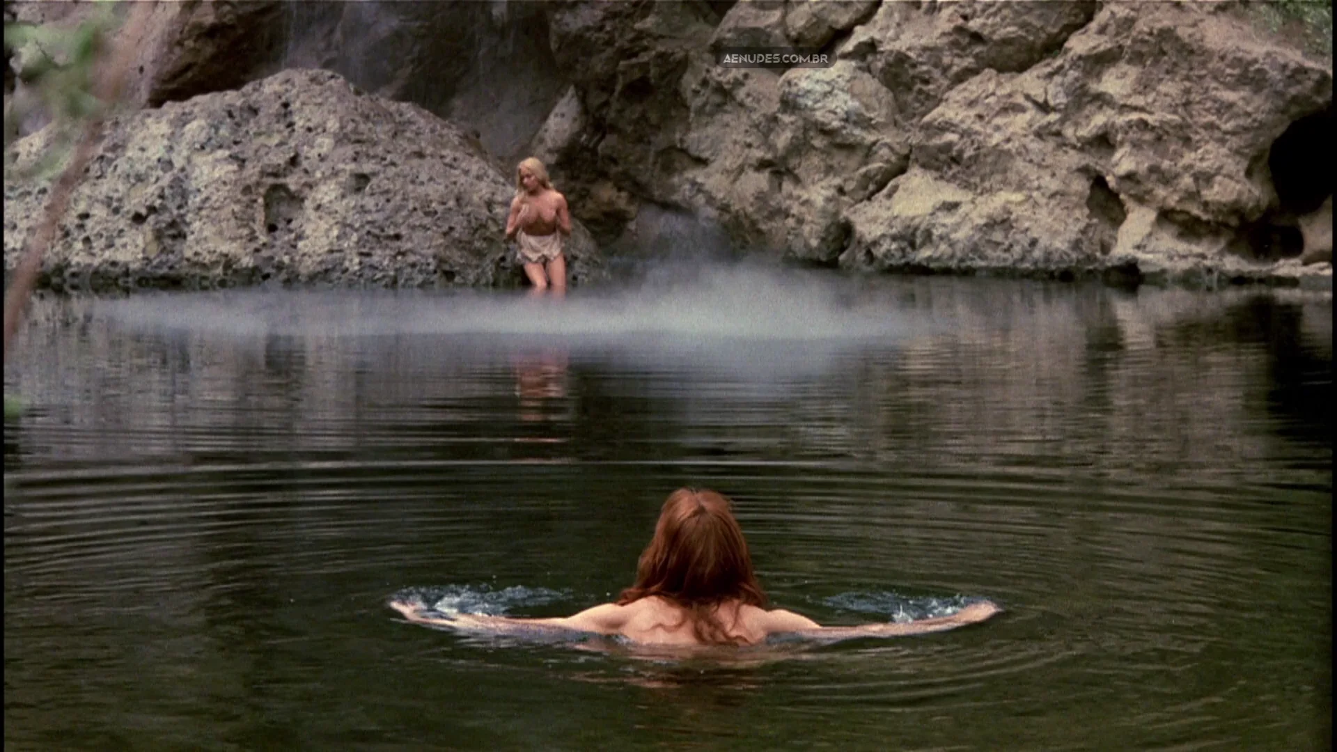 Tanya Roberts nua pelada cena de sexo em The Beastmaster