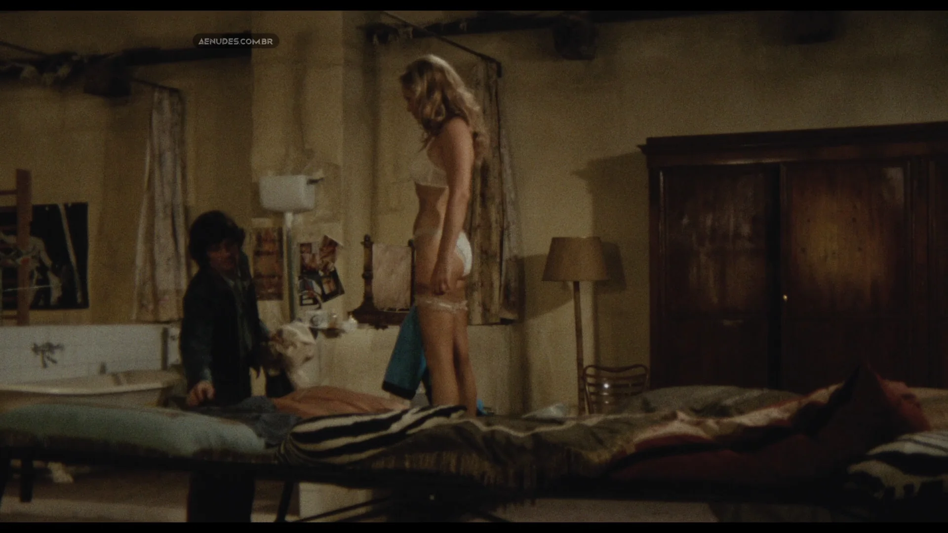 Ursula Andress nua pelada cena de sexo em Colpo In Canna