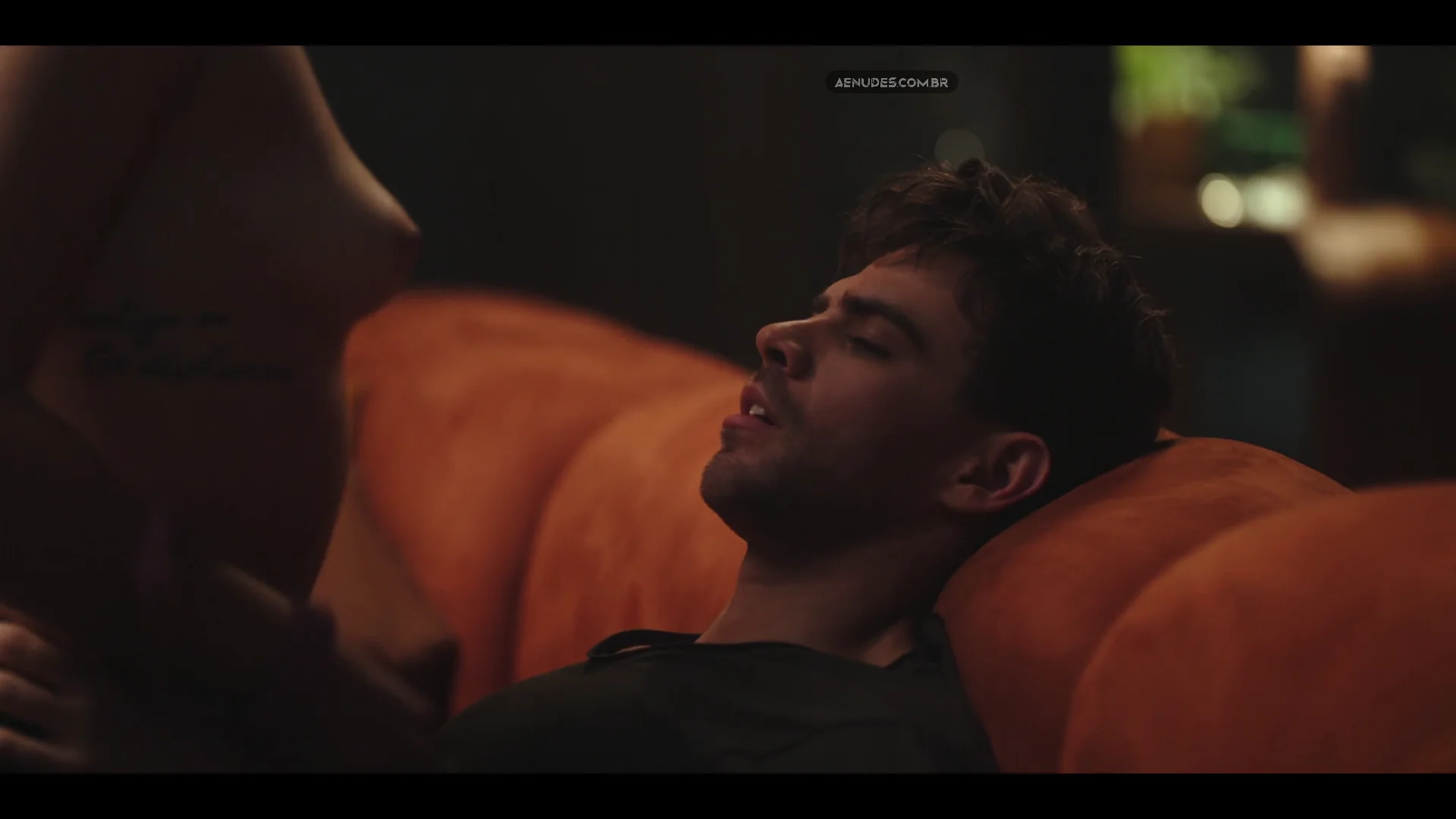 Ana Sofía Gatica nua pelada cena de sexo em Pecados Inconfesables