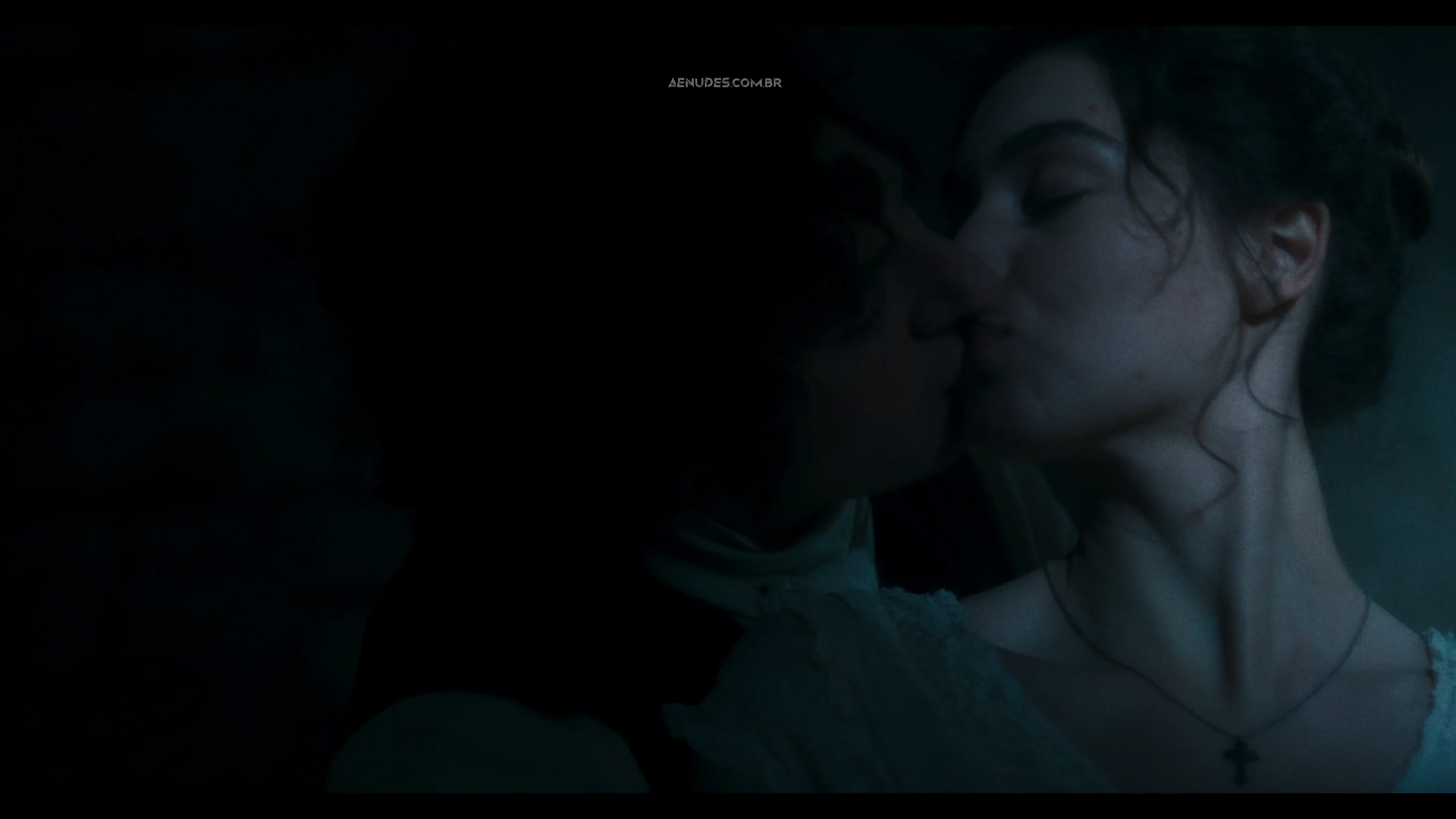 Anamaria Vartolomei nua pelada cena de sexo em The Seduction