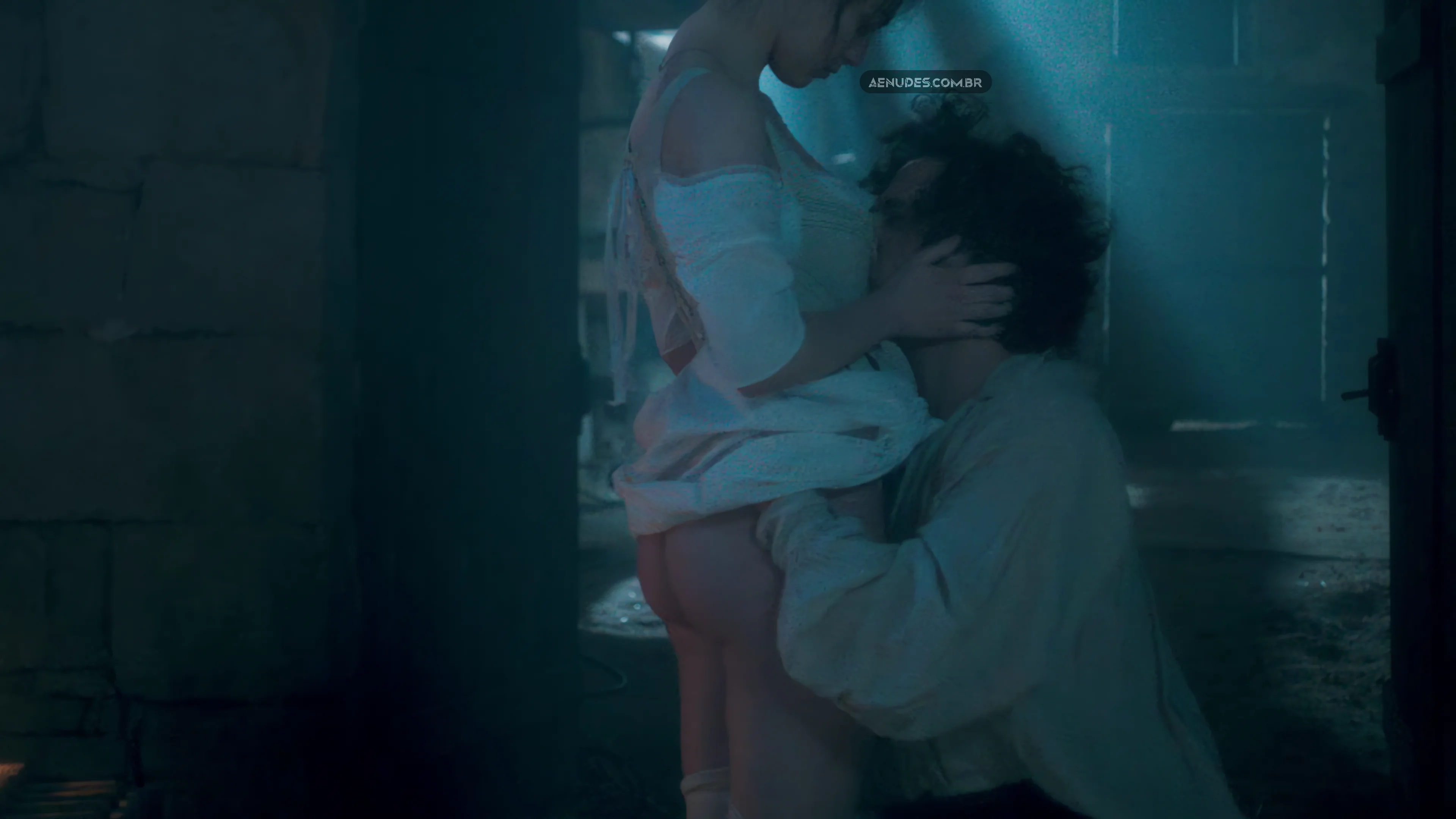 Anamaria Vartolomei nua pelada cena de sexo em The Seduction