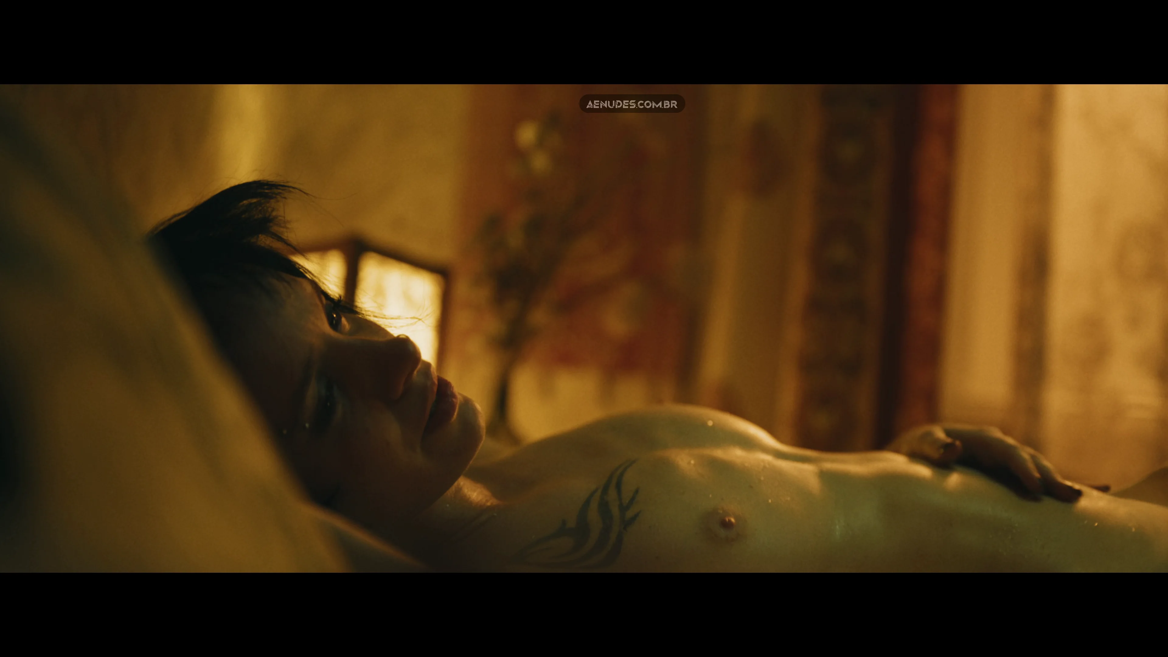 Anna Zavtur nua pelada cena de sexo em Likhie