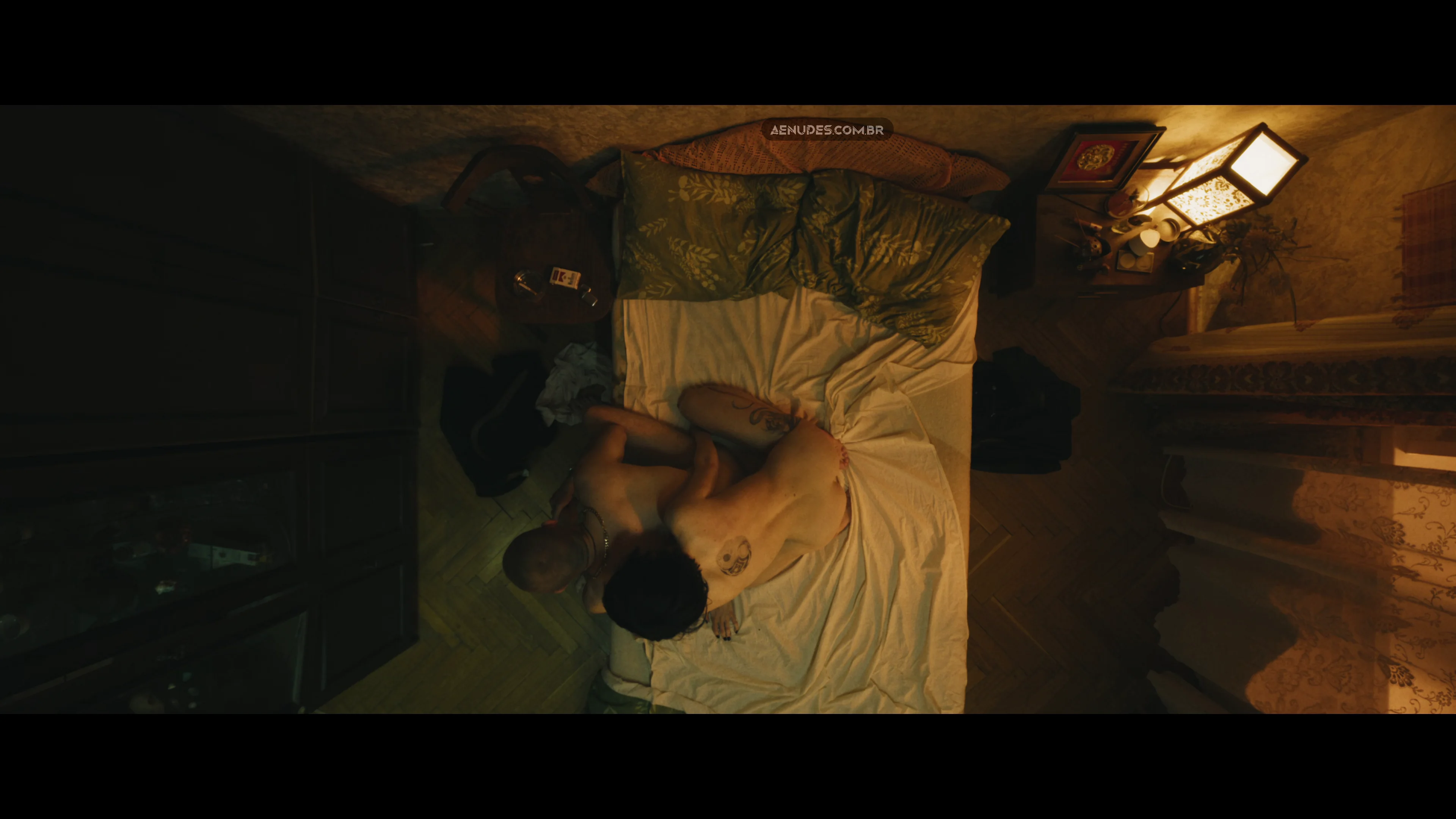 Anna Zavtur nua pelada cena de sexo em Likhie