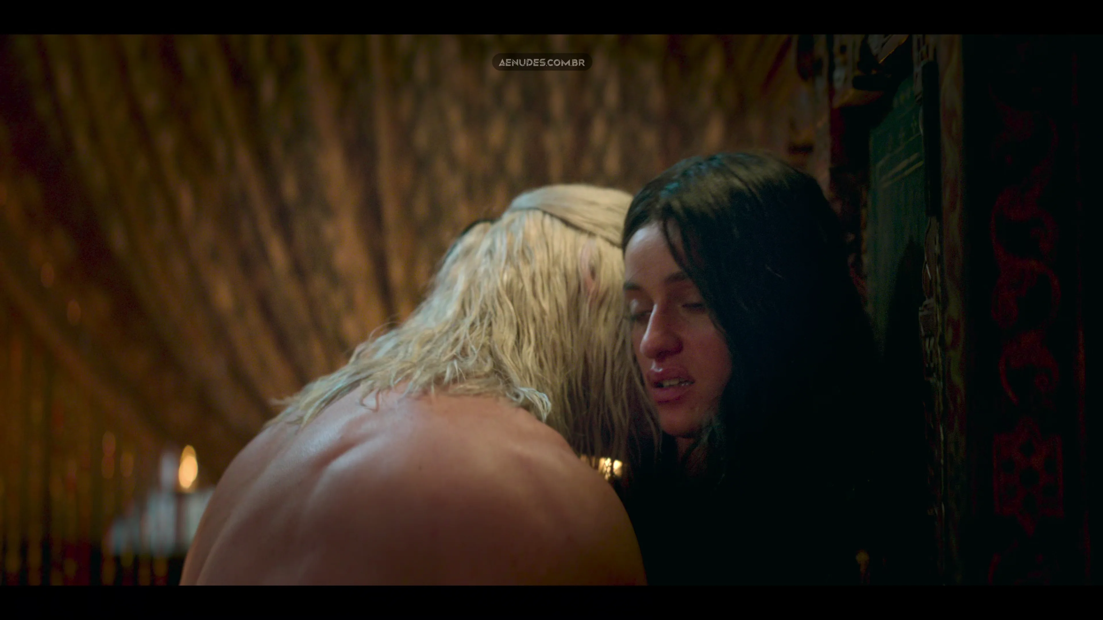 Anya Chalotra nua pelada cena de sexo em The Witcher