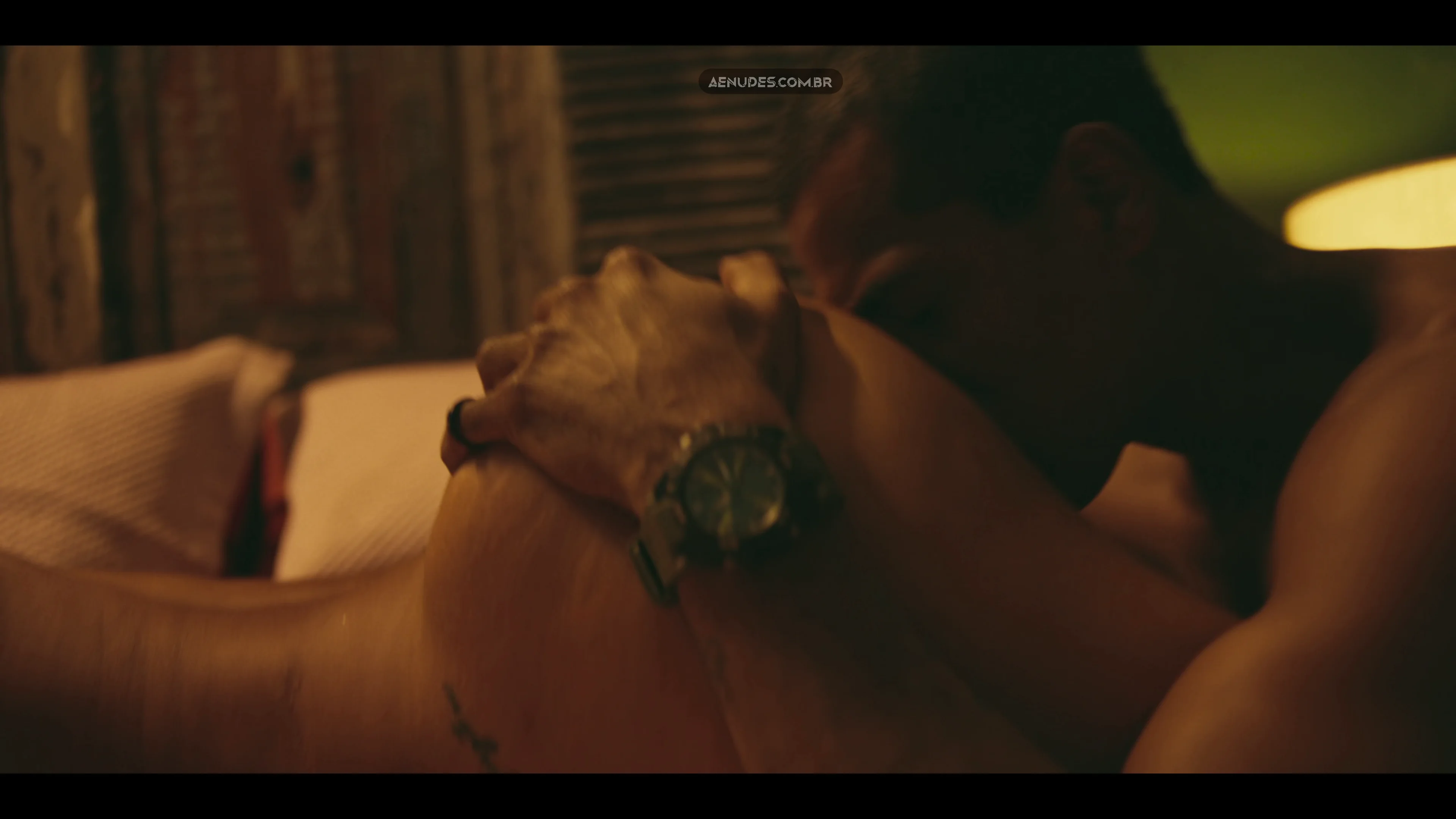 Carol Nakamura nua pelada cena de sexo em Arcanjo Renegado (Serie).