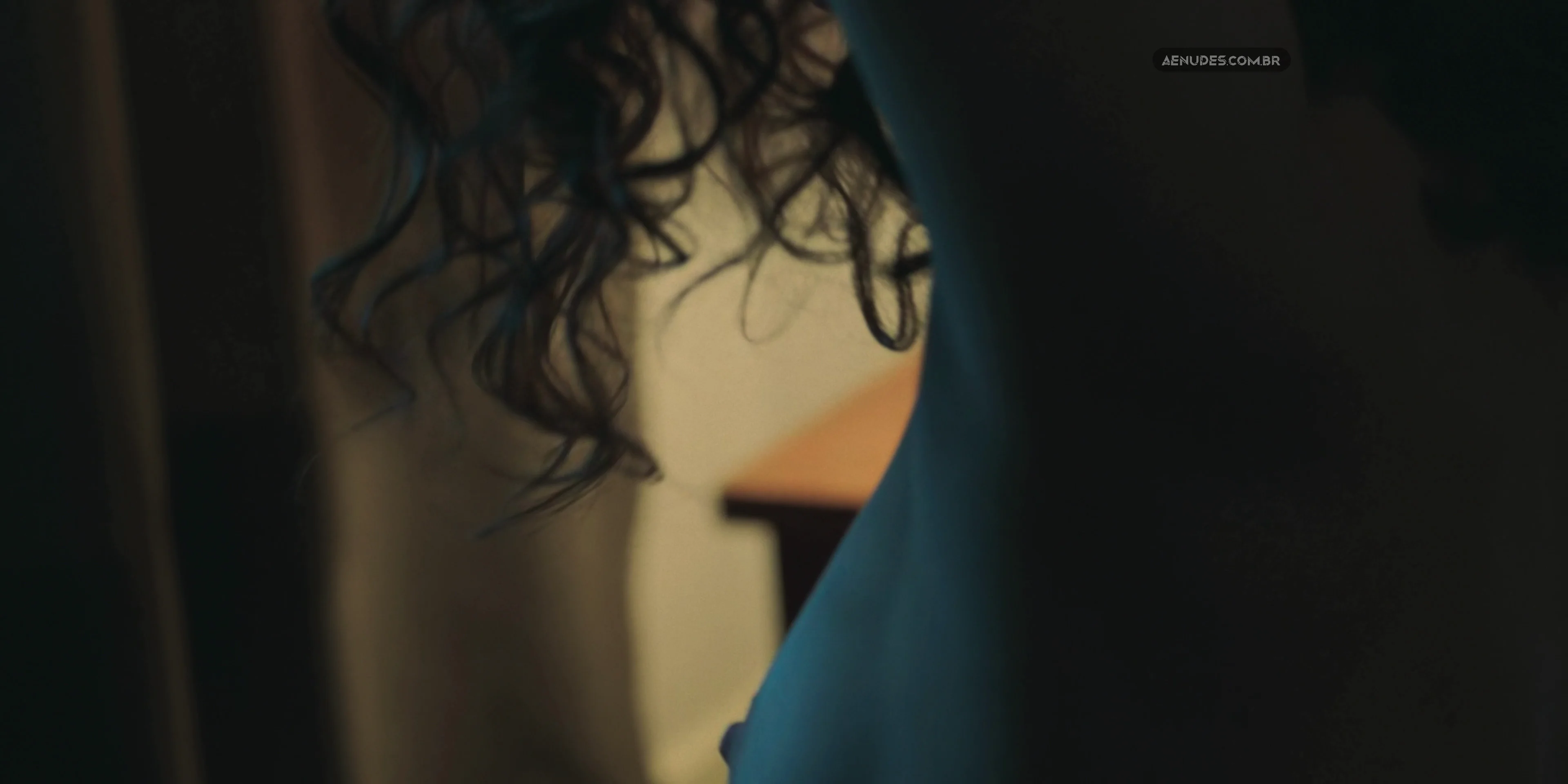 Elizaveta Boyarskaya e Elena Radevich nua pelada cena de sexo em Tsikady