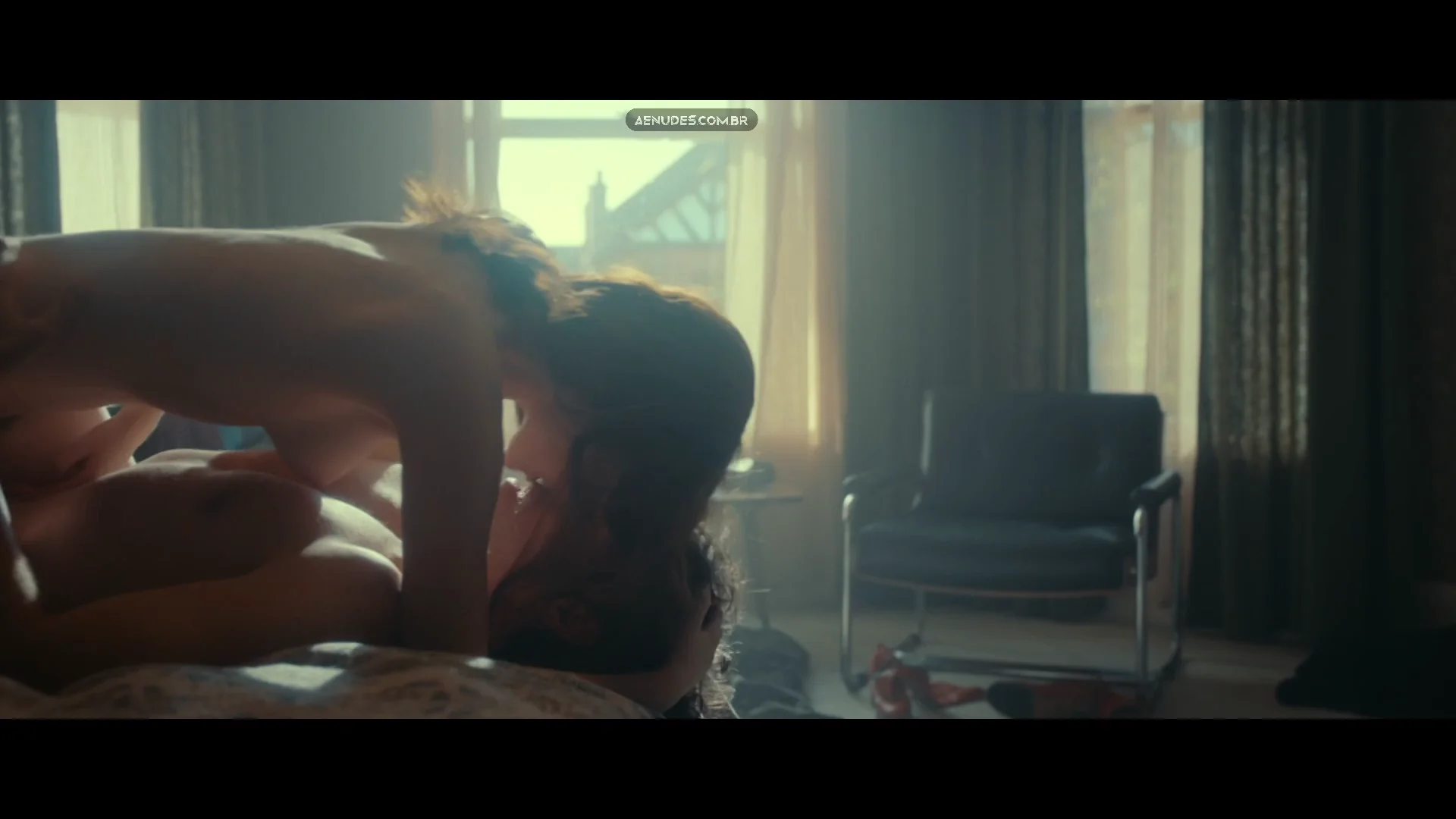 Lola Petticrew nua pelada cena de sexo em Trespasses