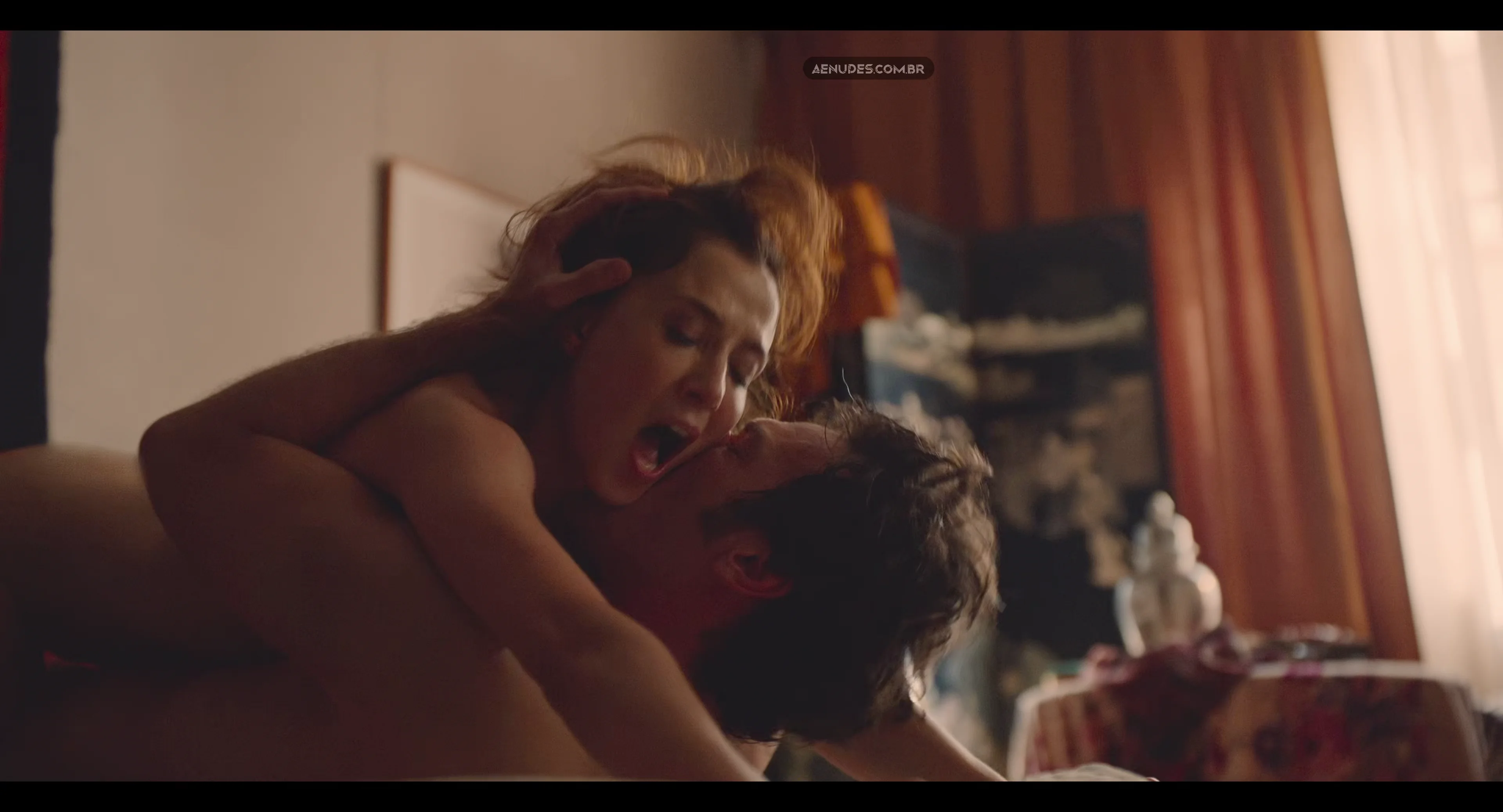 Marjorie Estiano nua pelada cena de sexo em Ângela Diniz: Assassinada e Condenada
