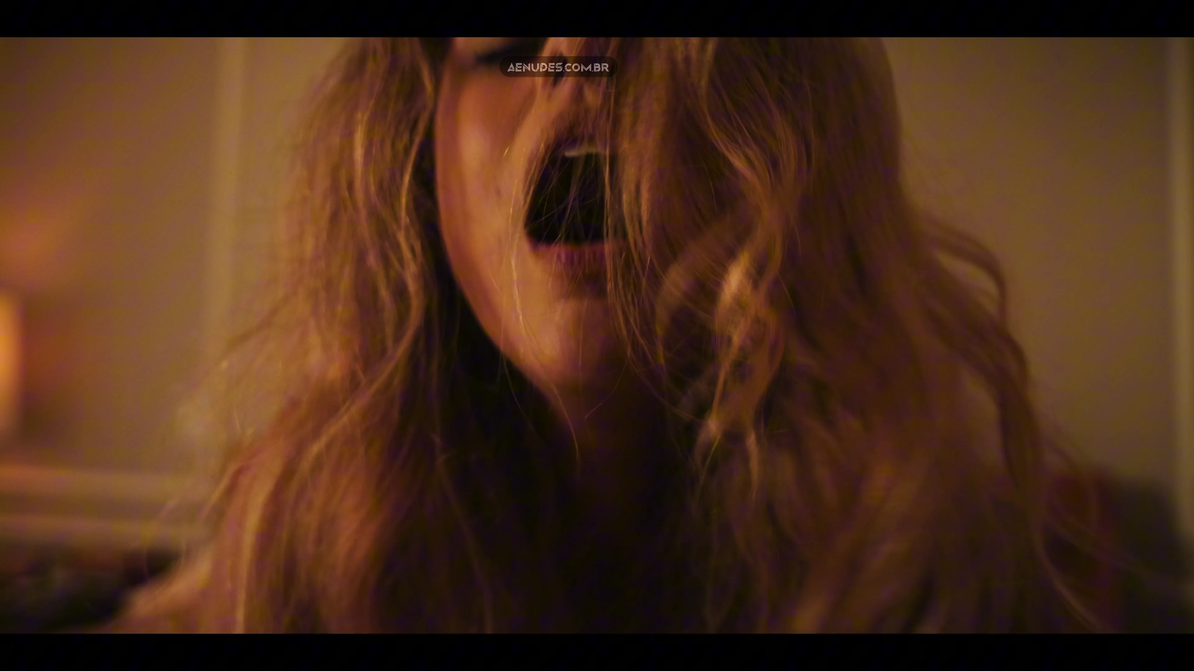 Paloma Bernardi nua pelada cena de sexo em Arcanjo Renegado (Serie).