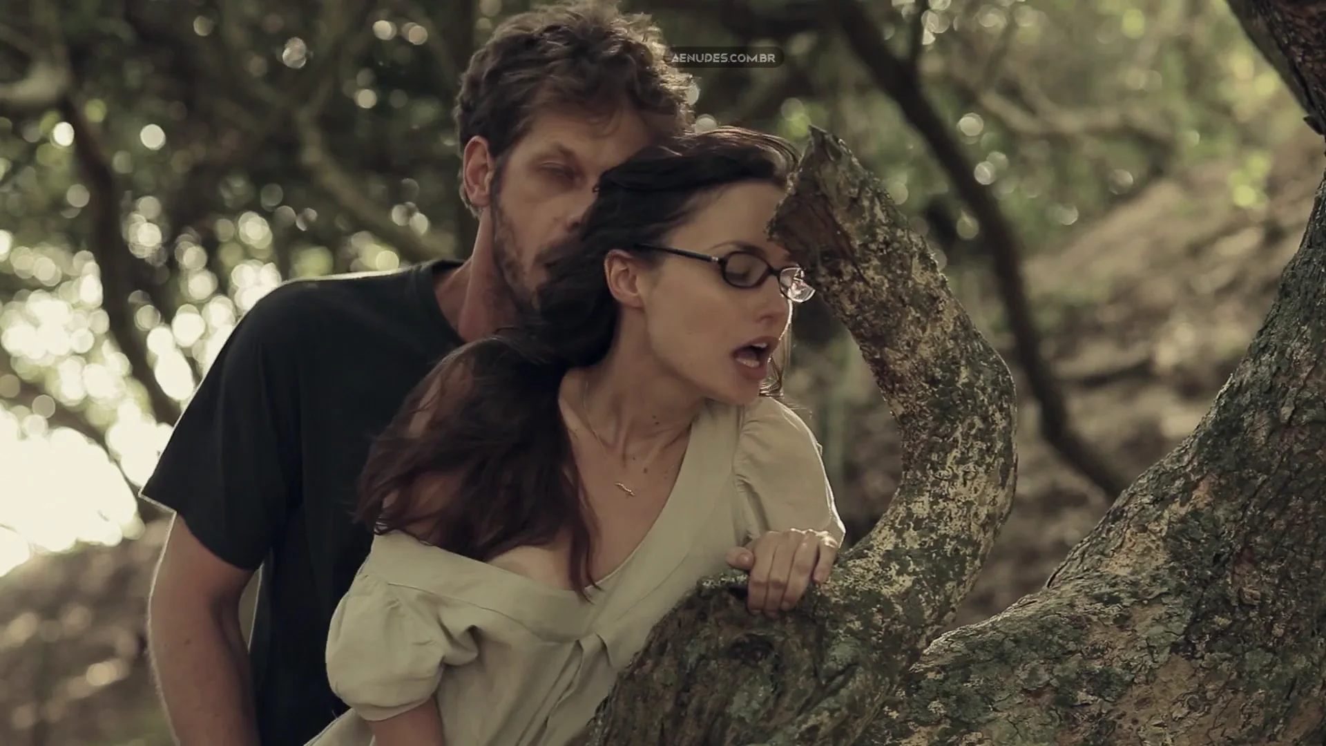 Rosanne Mulholland nua pelada cena de sexo em Menos Que Nada