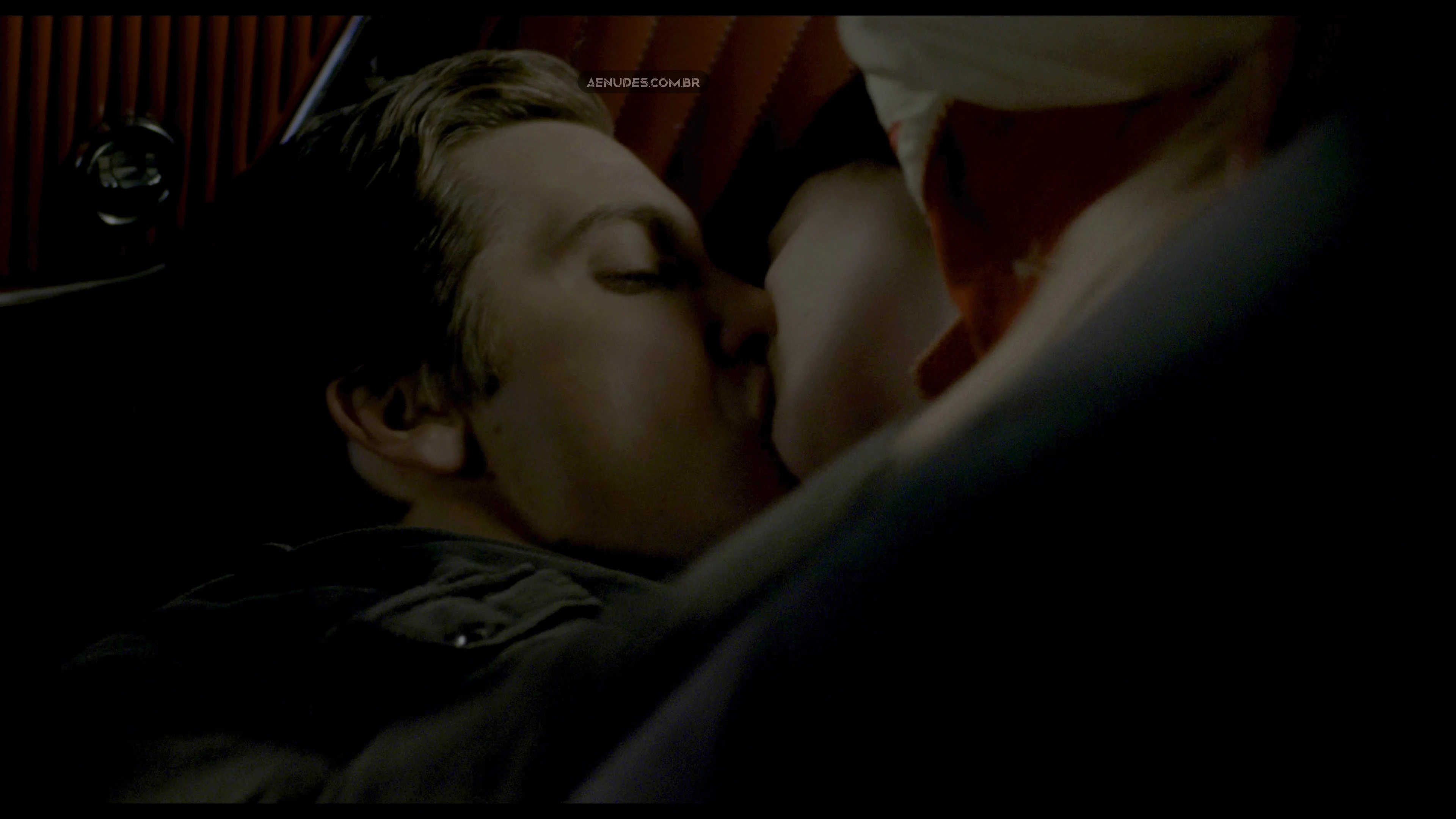 Anne Hathaway nua pelada cena de sexo em Brokeback Mountain